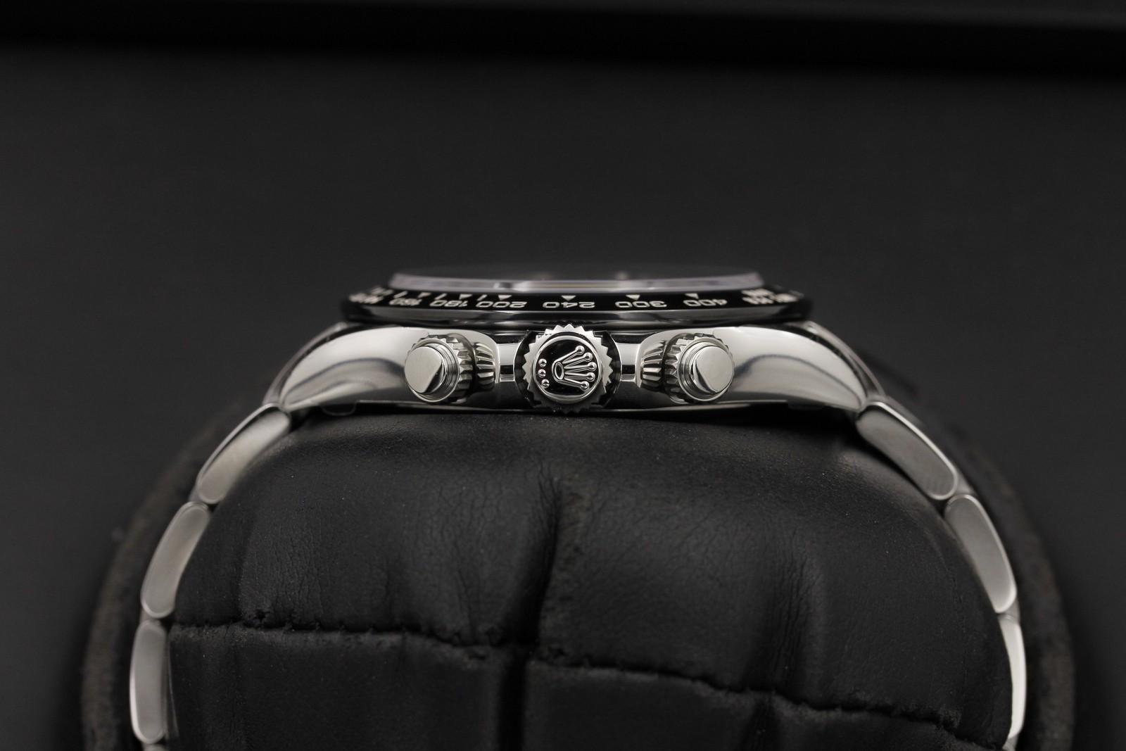 Watch Image 3