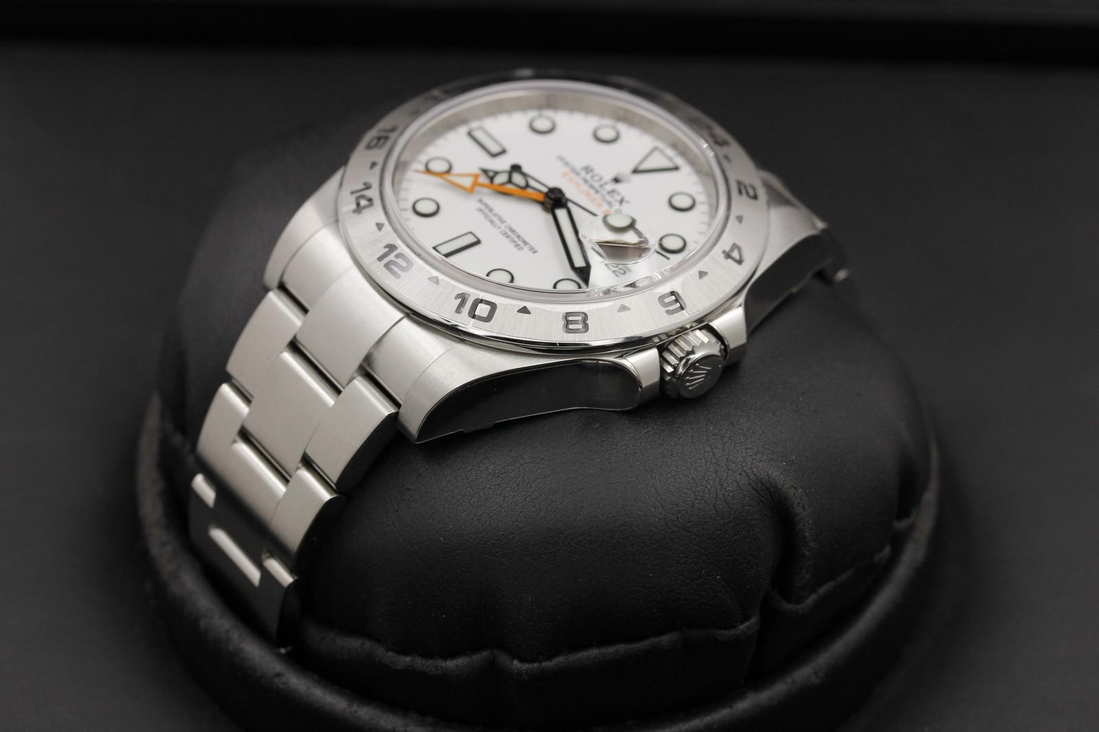 Watch Image 2
