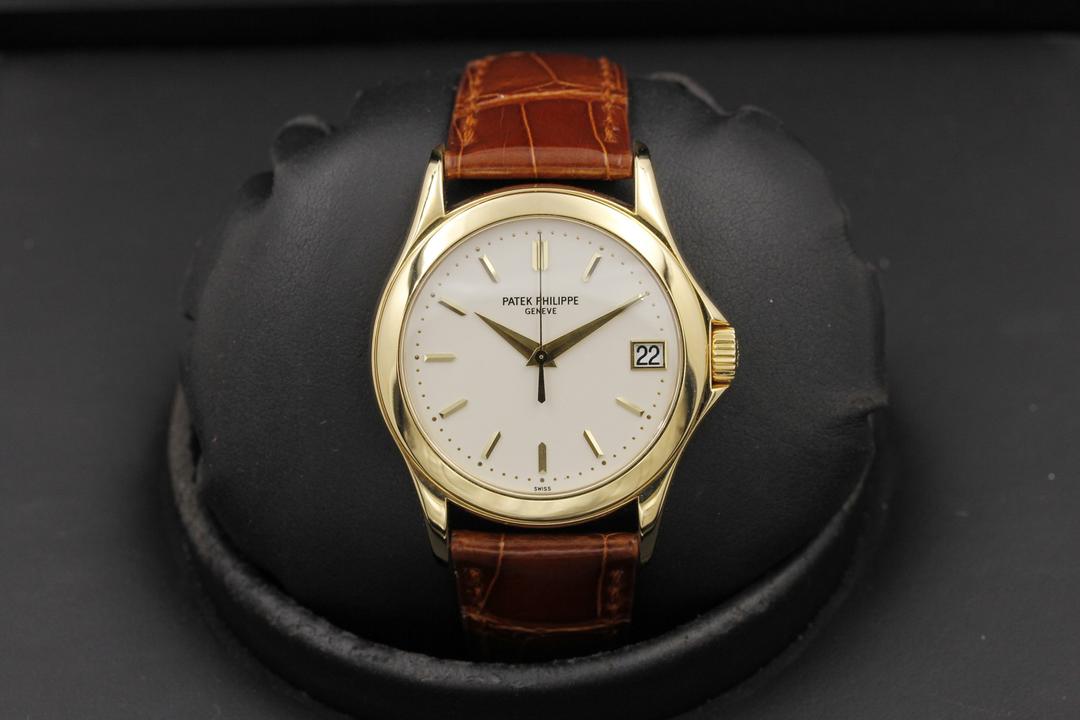 Patek Philippe Calatrava 5107j