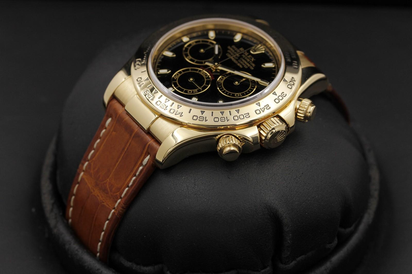 Watch Image 2