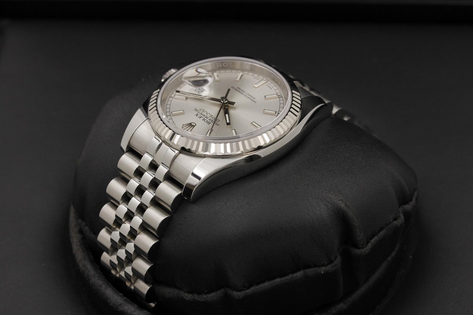 Watch Image 5