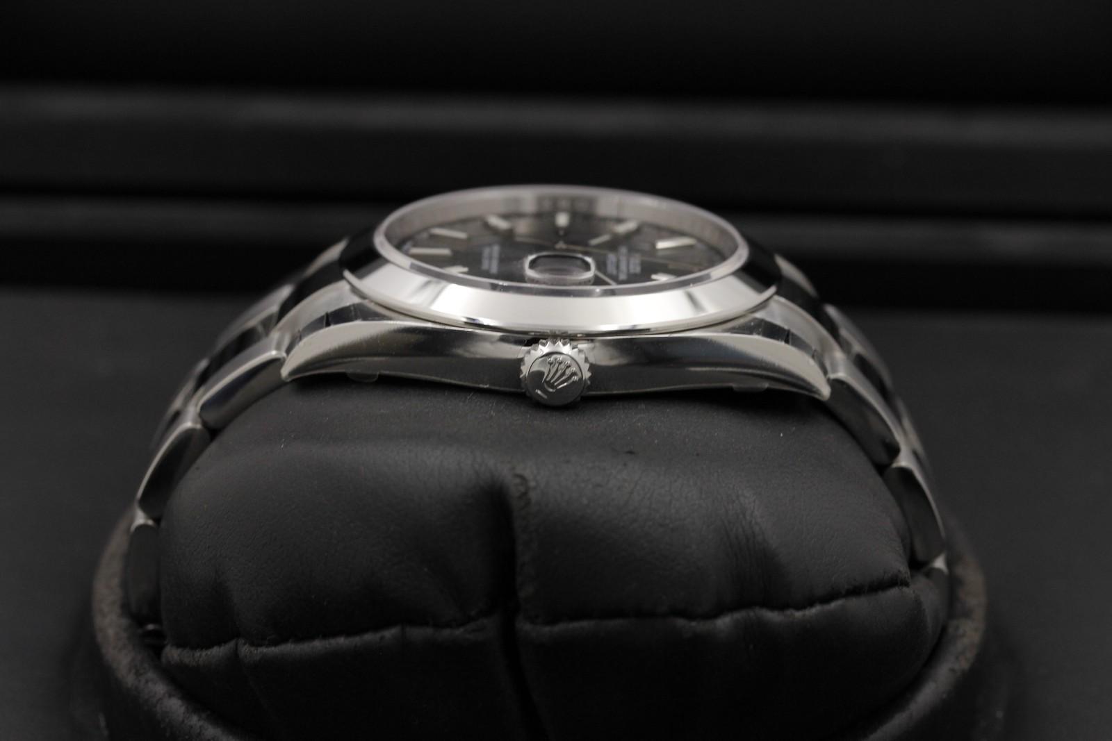 Watch Image 3