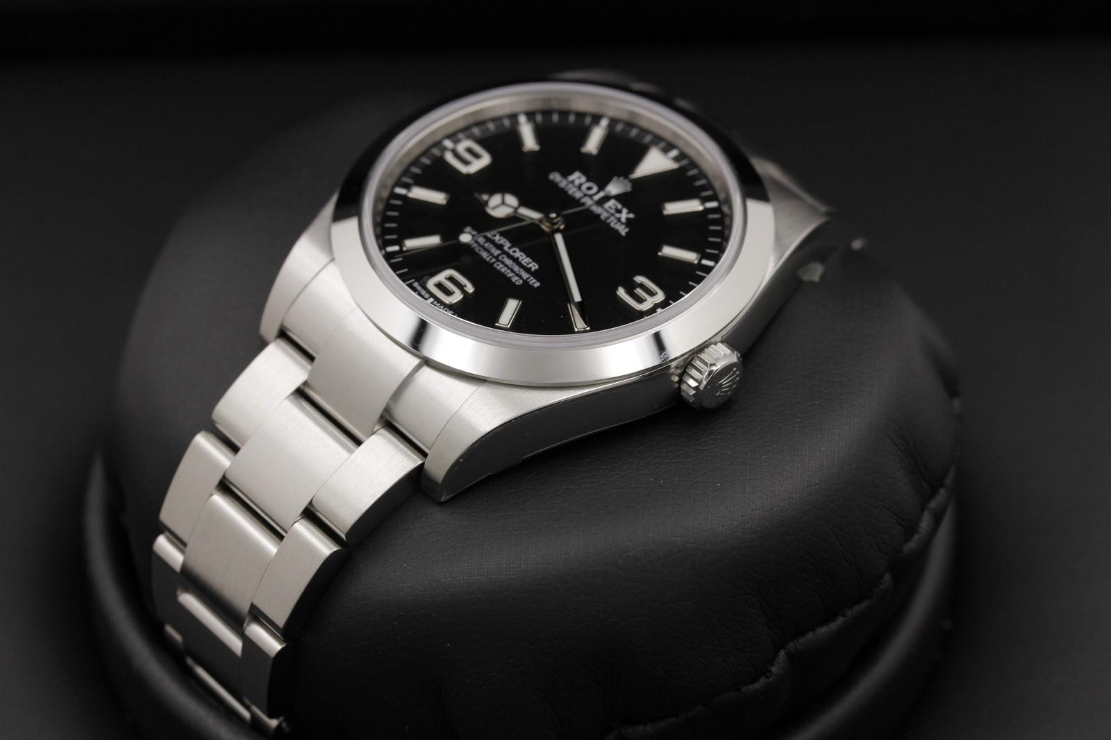 Watch Image 2