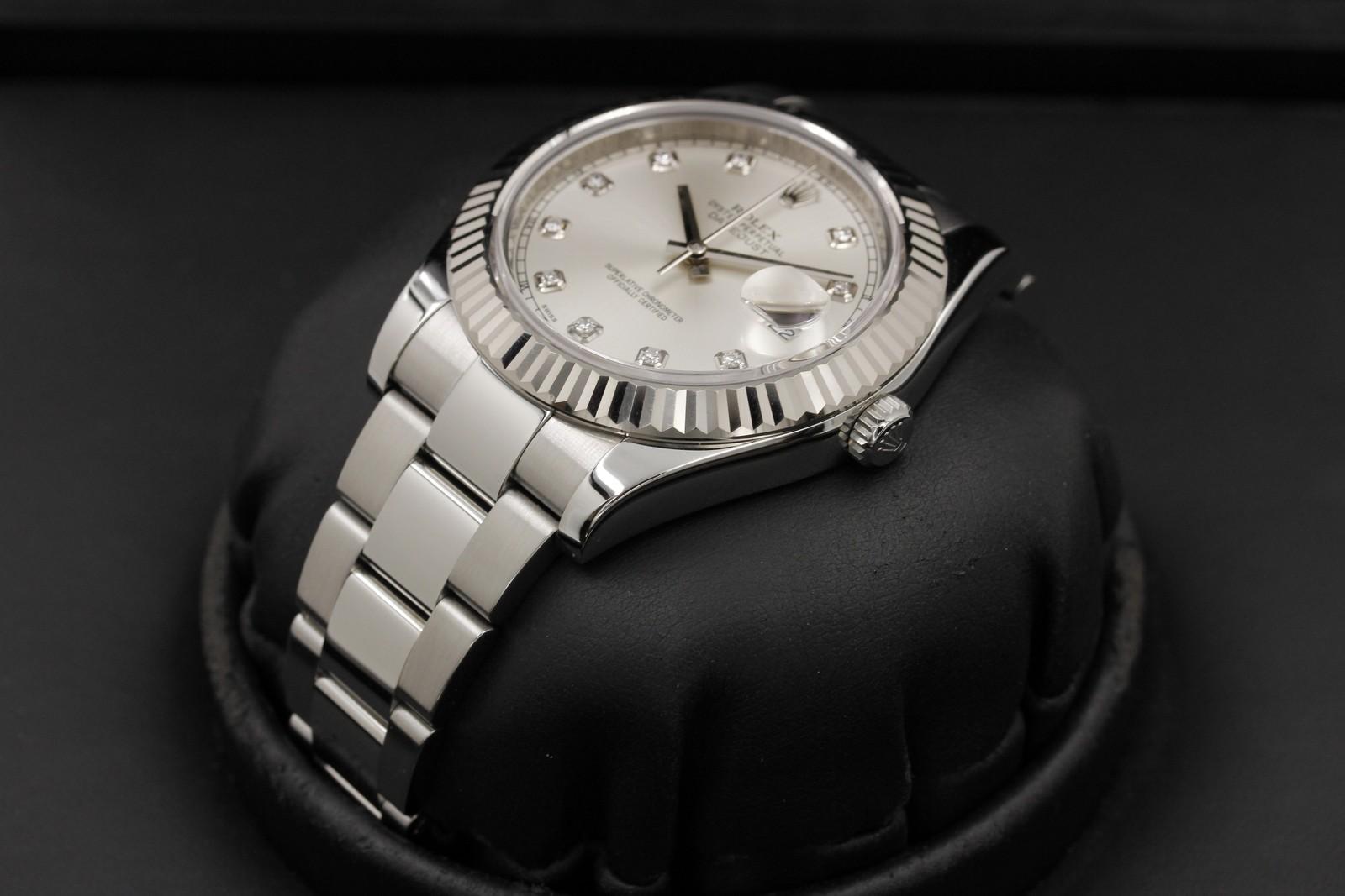 Watch Image 2