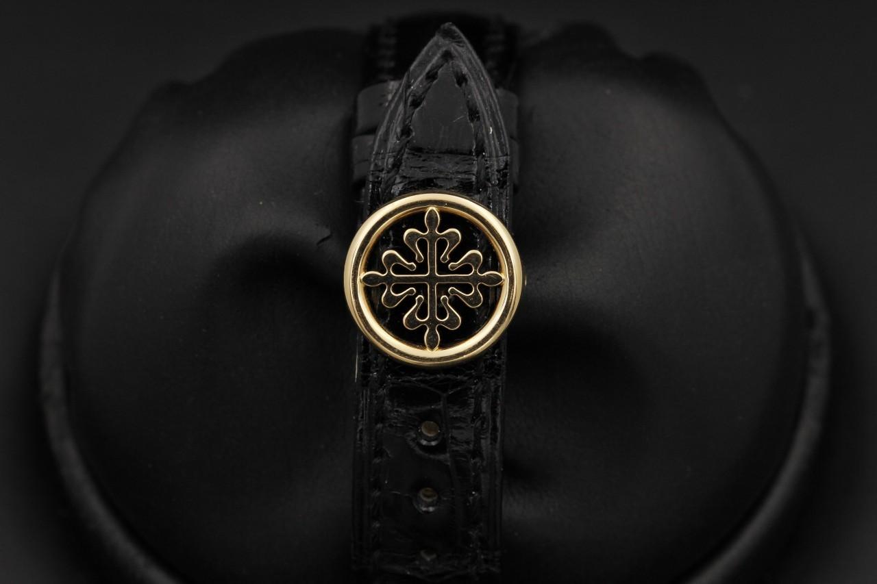 Watch Image 7
