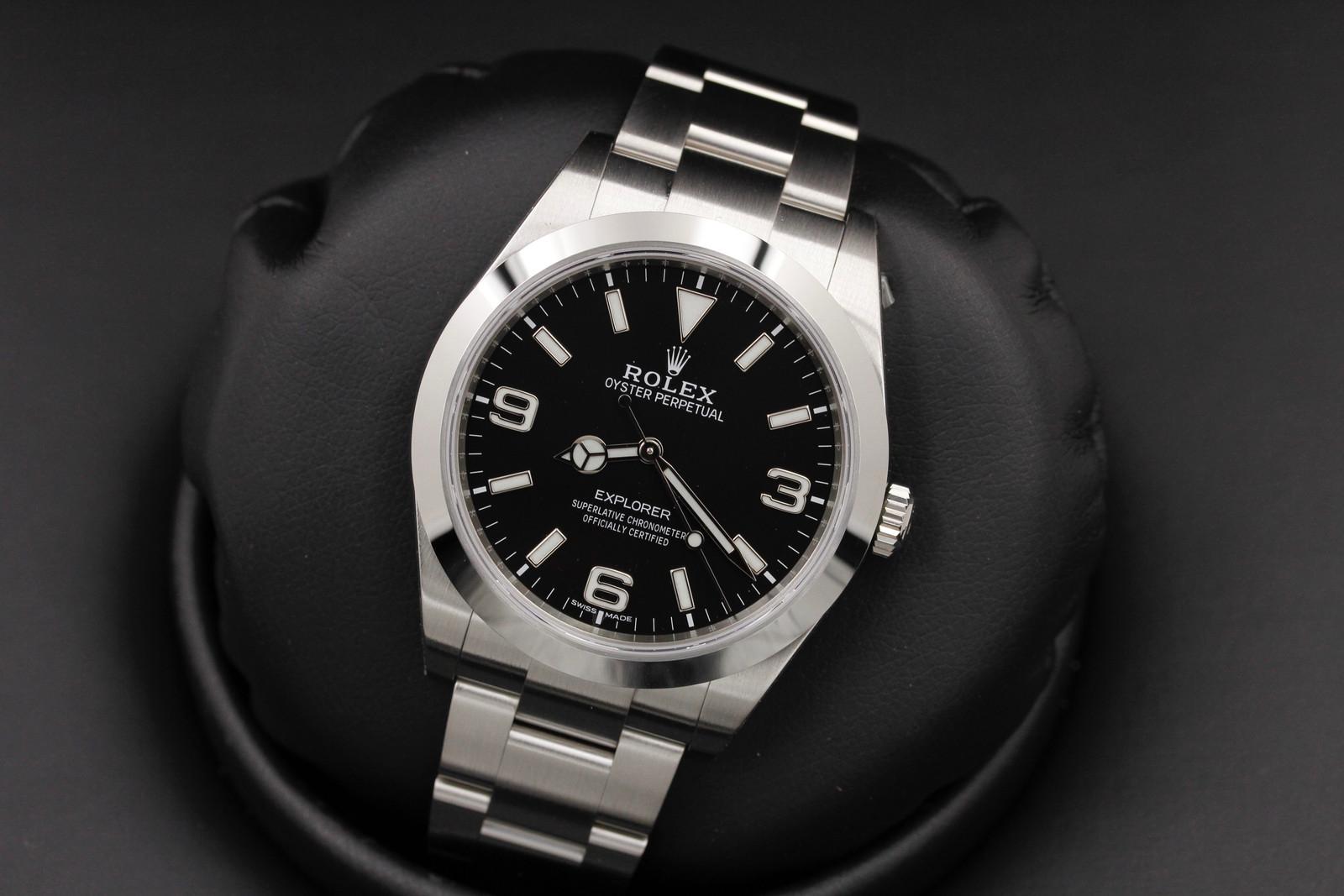 Watch Image 8