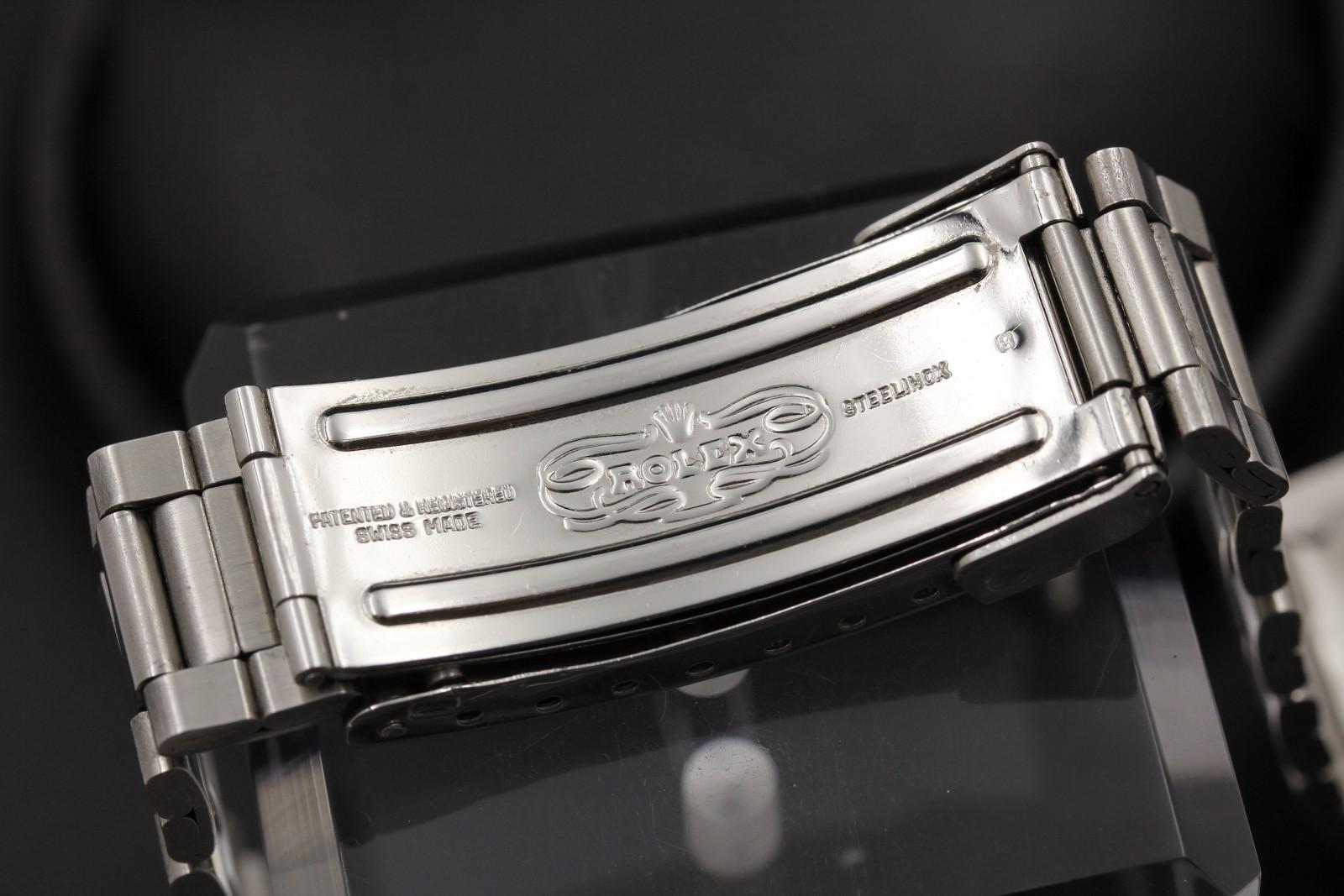 Watch Image 15