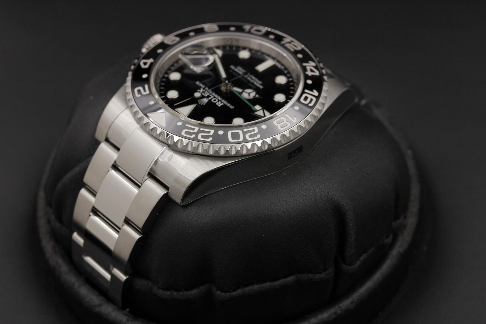 Watch Image 5