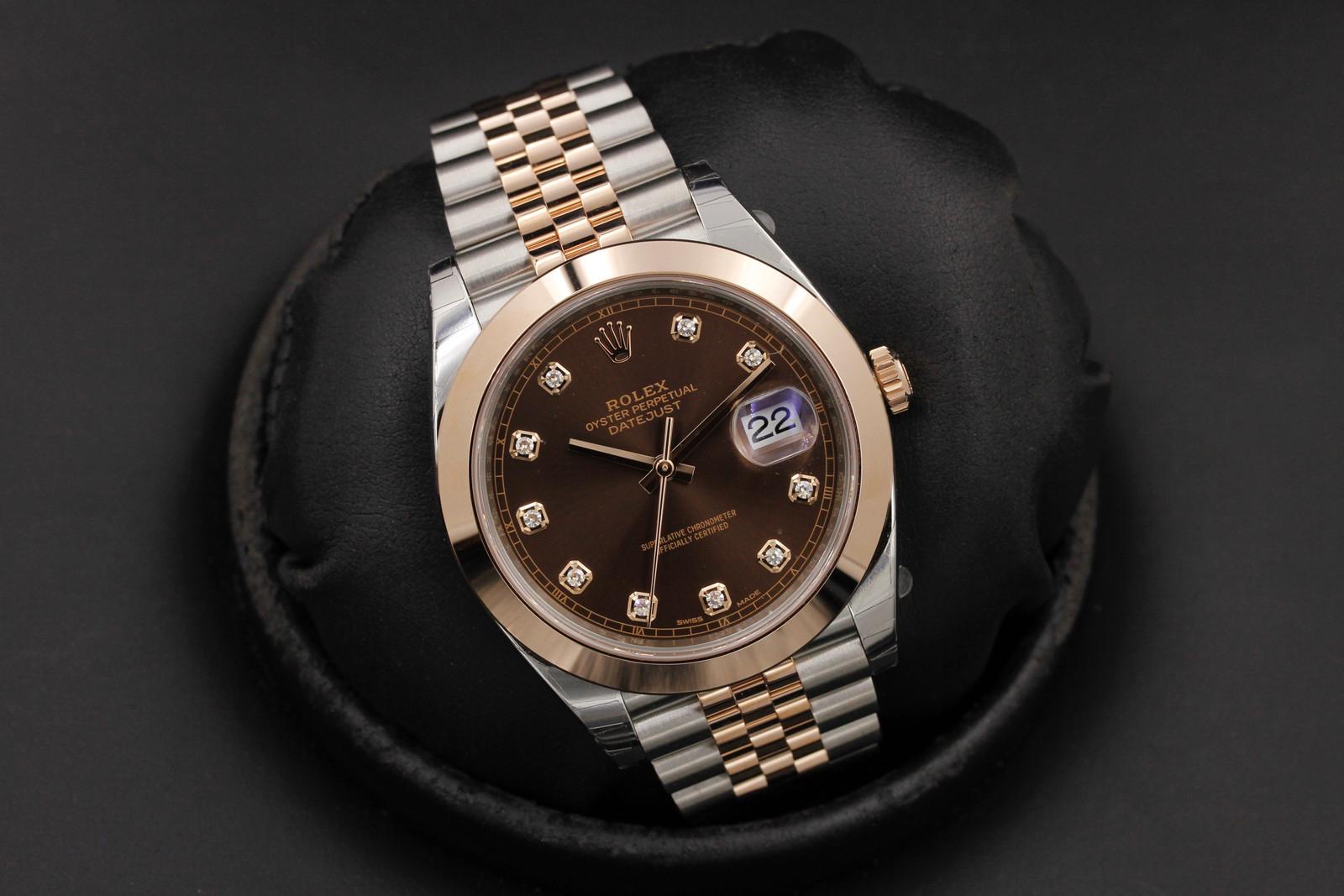 Watch Image 9