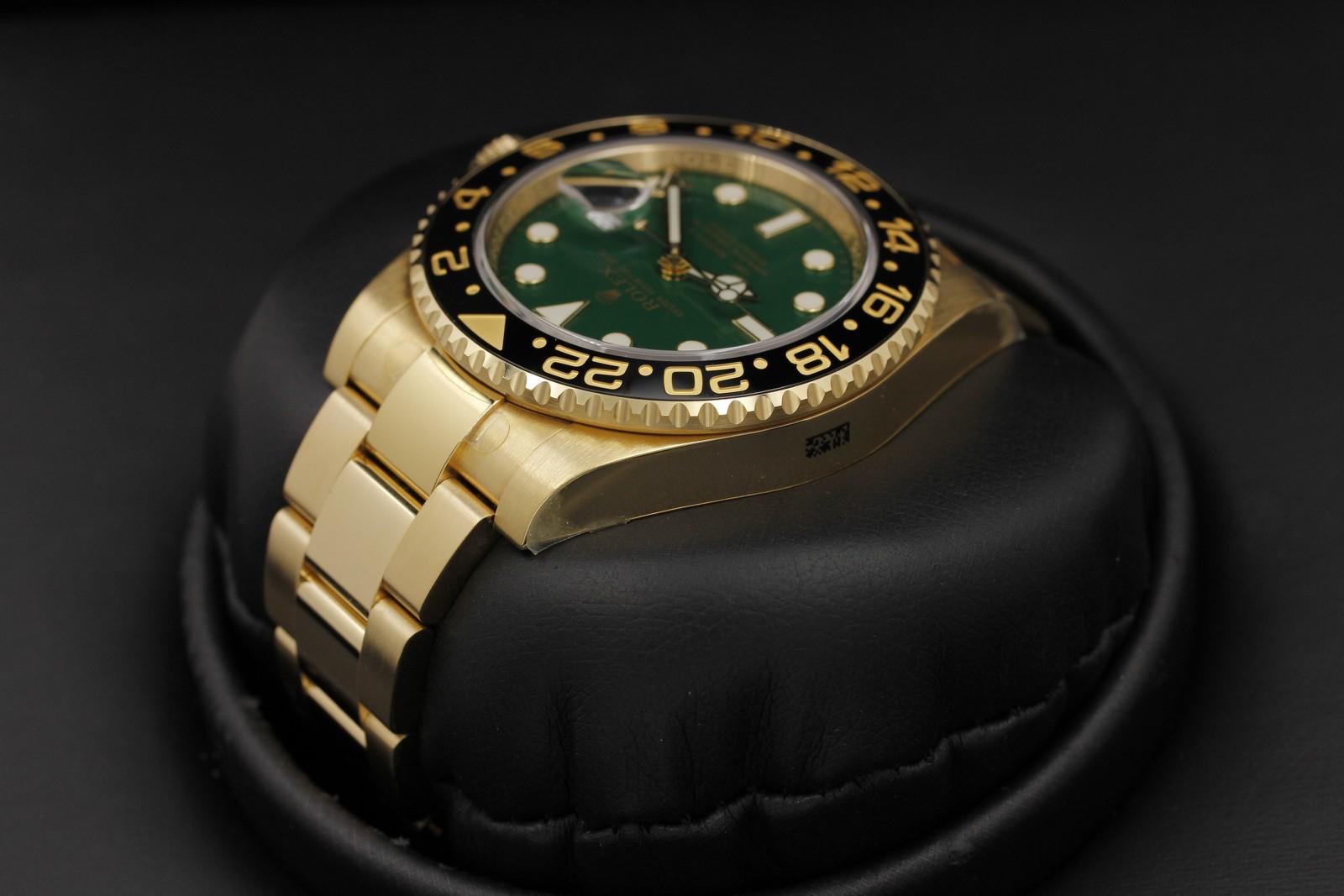 Watch Image 5