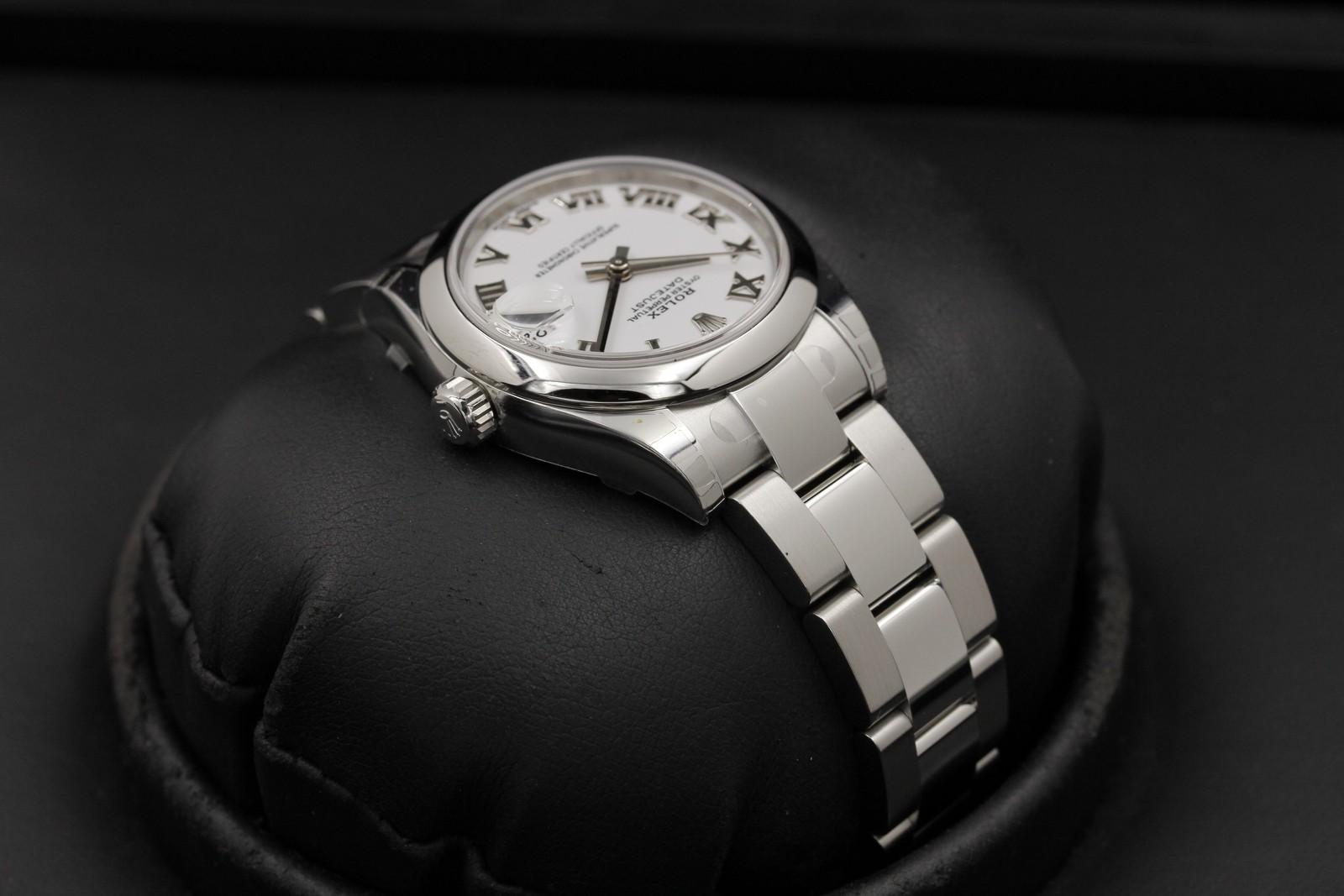 Watch Image 4
