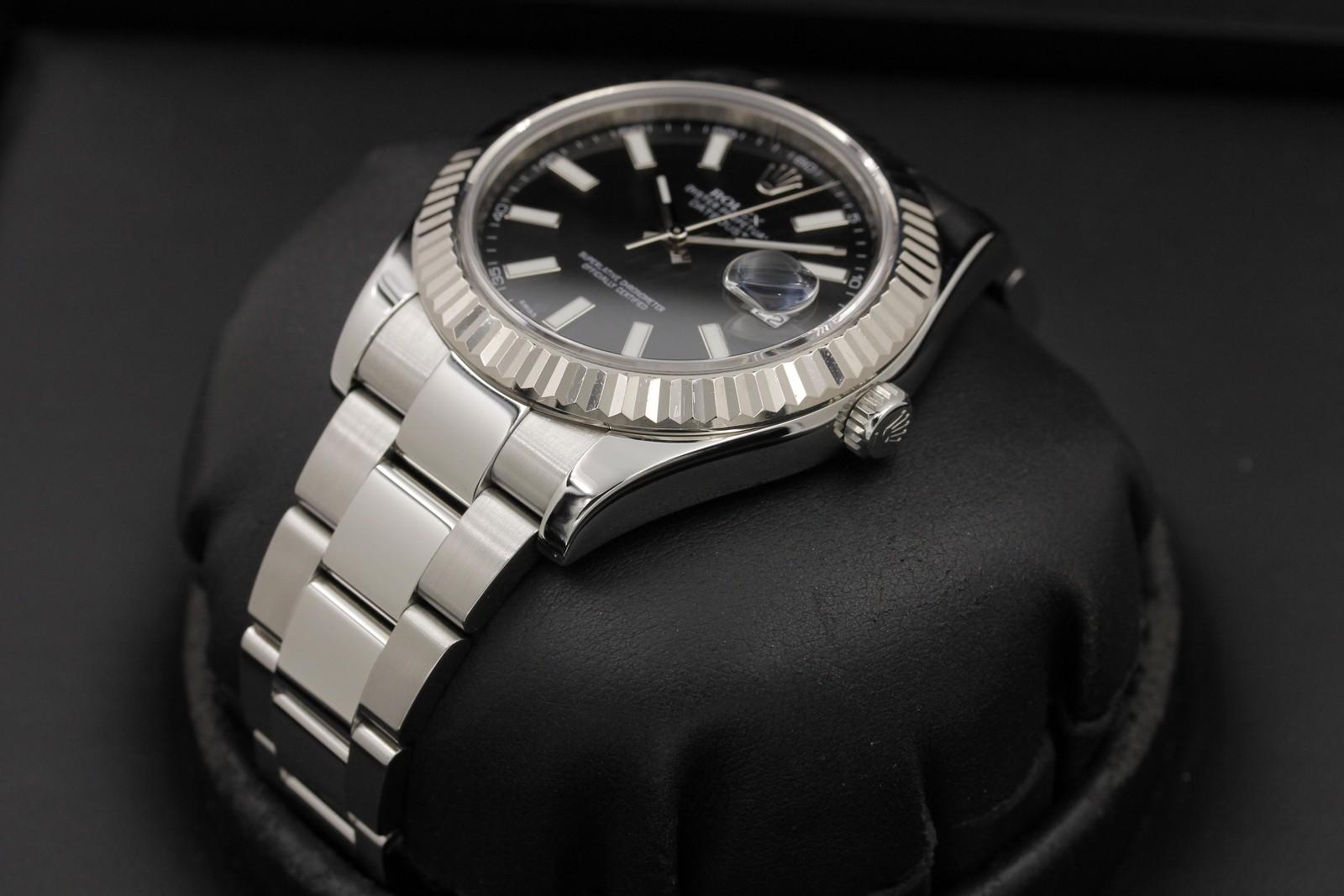 Watch Image 2