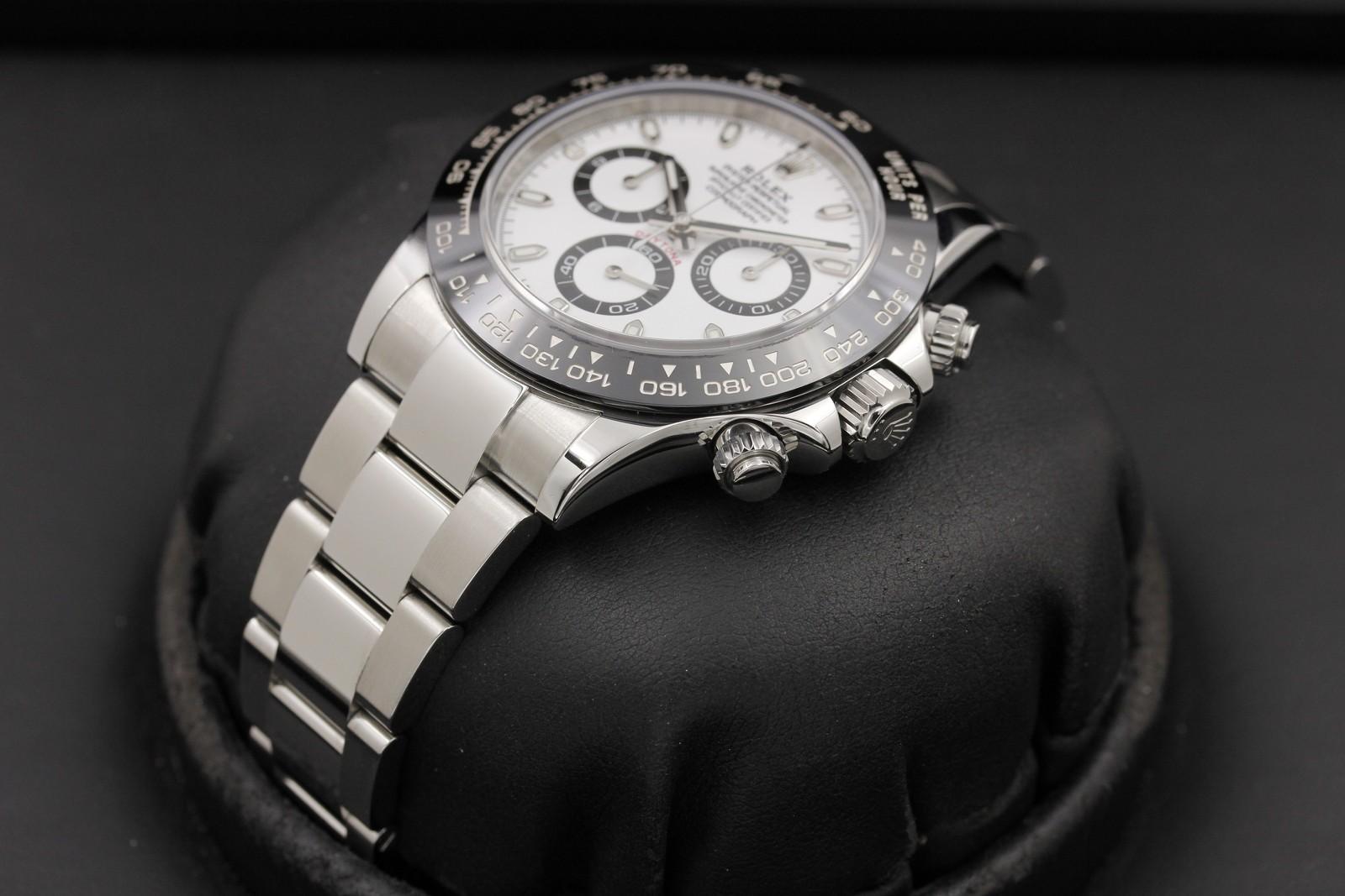 Watch Image 2