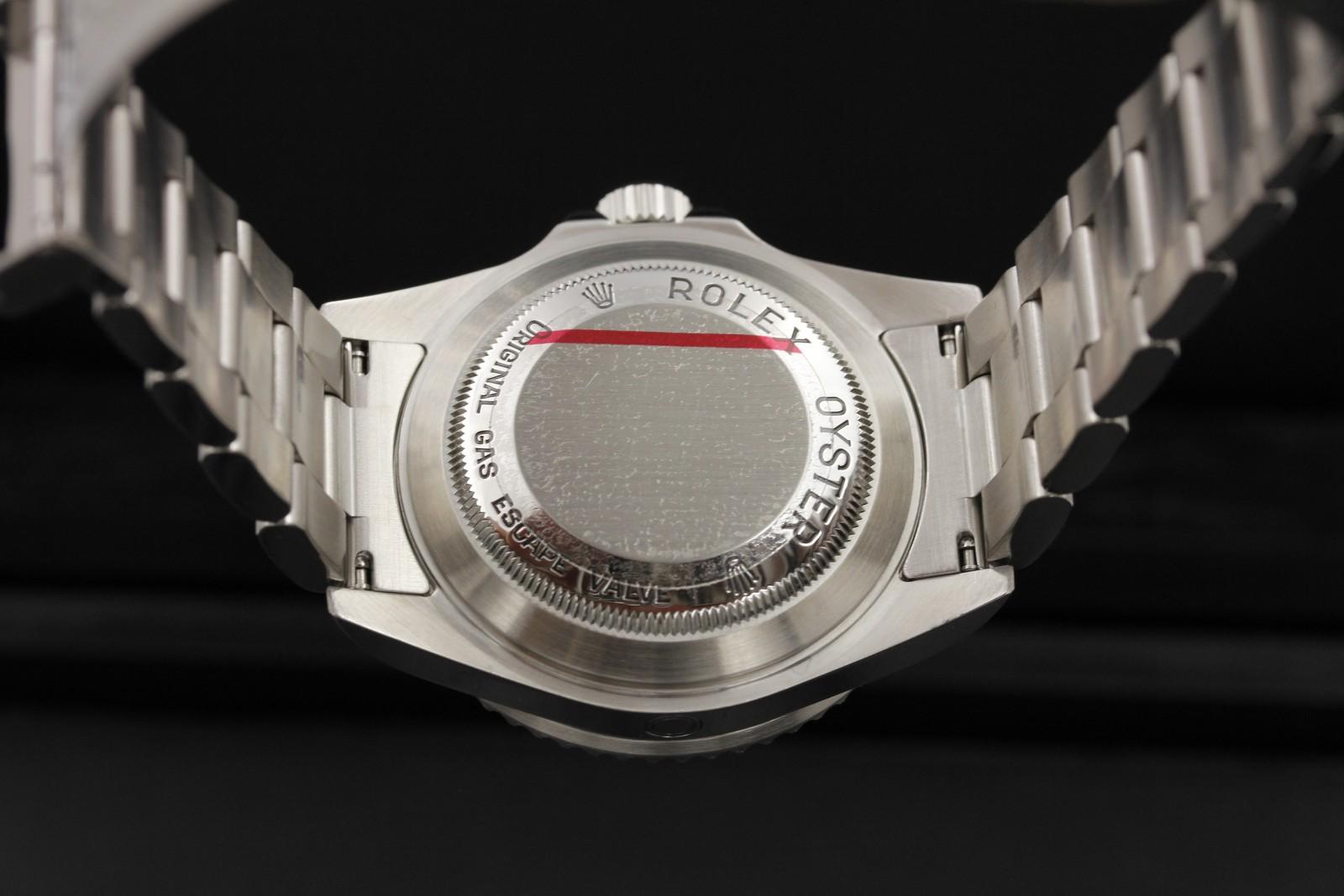 Watch Image 11