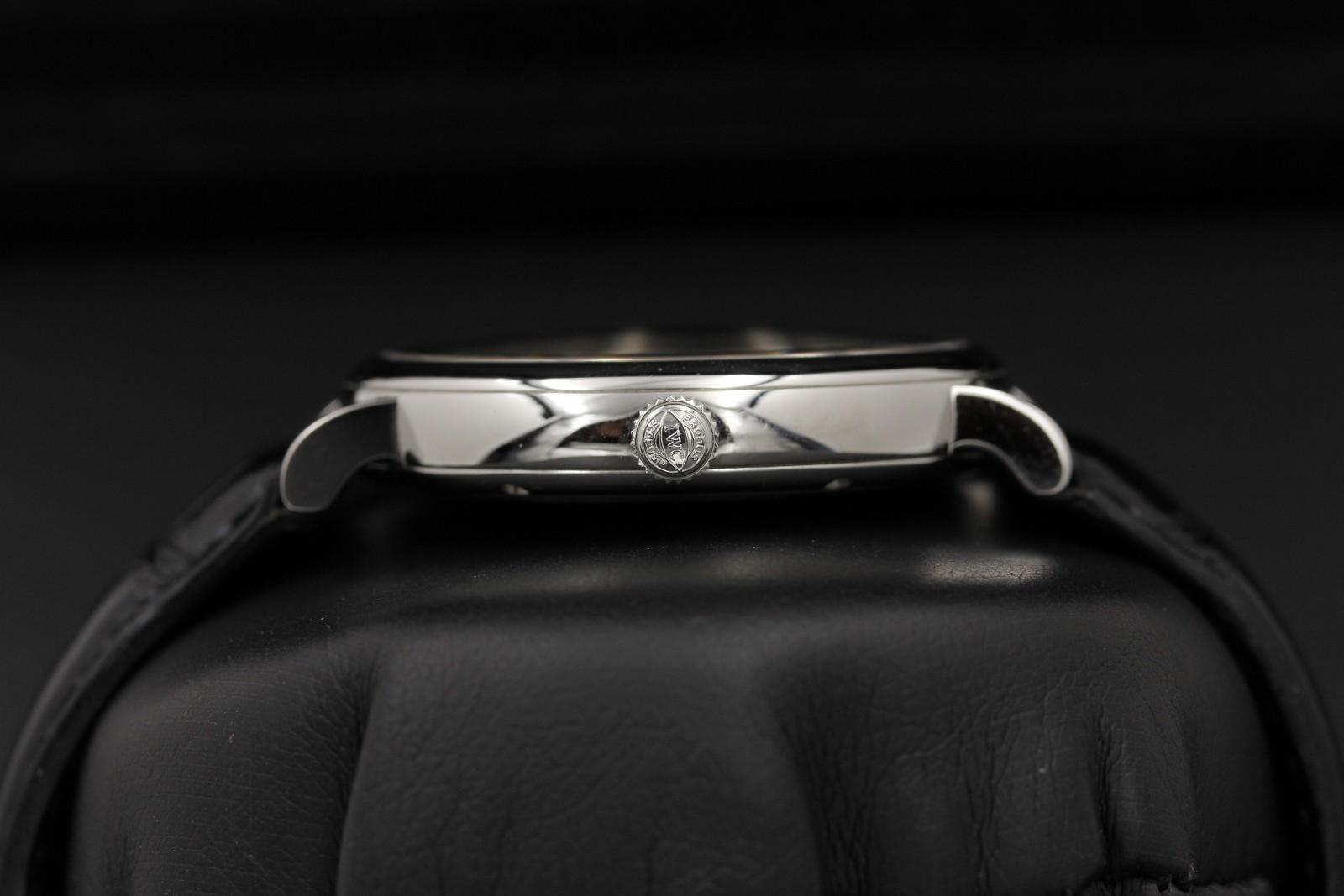 Watch Image 3