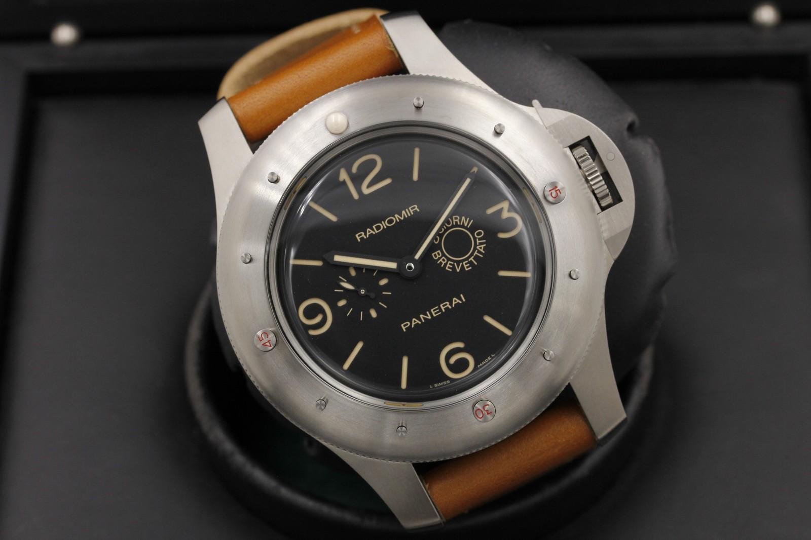 Watch Image 8