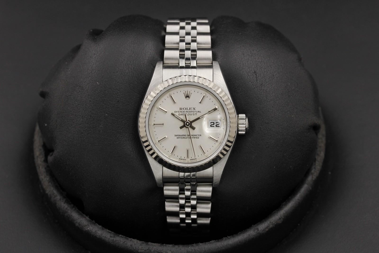 Watch Image 1