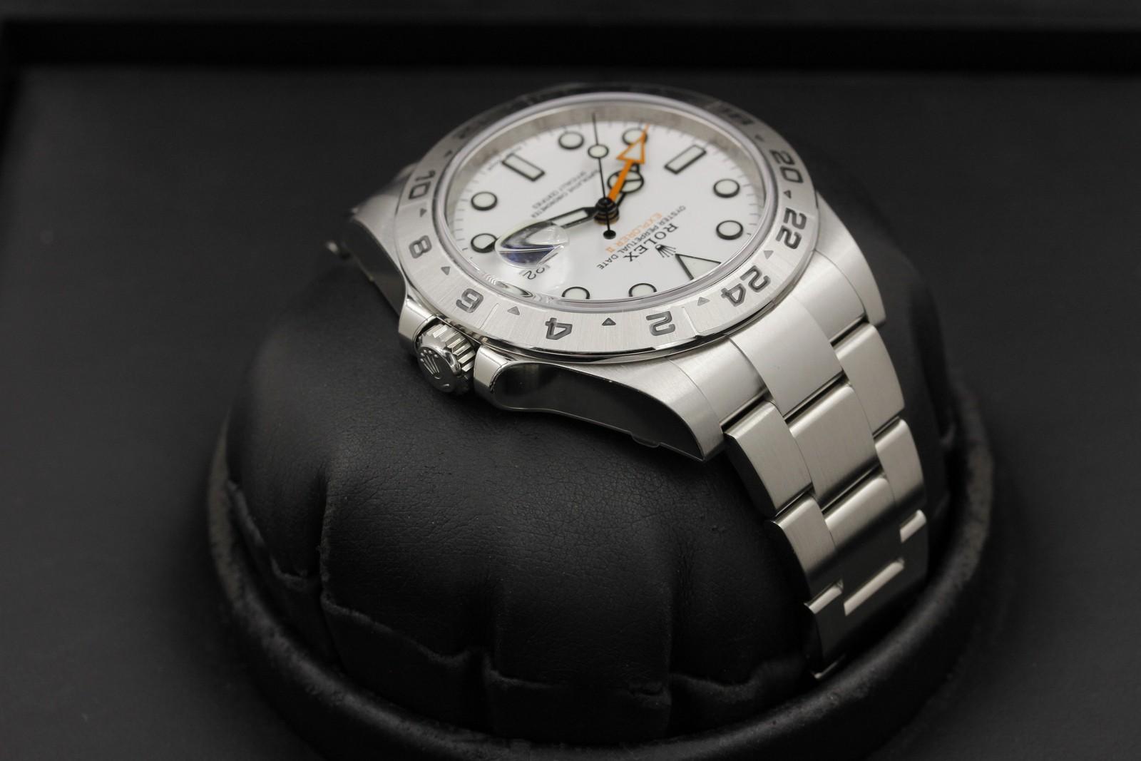 Watch Image 4