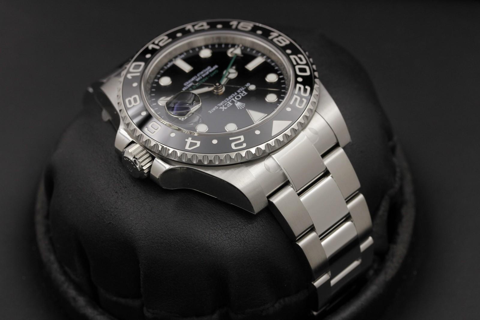 Watch Image 4