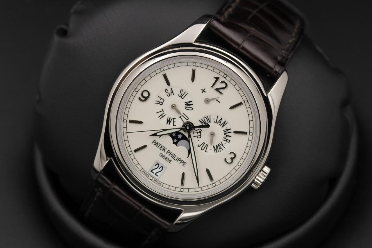 Watch Image 9