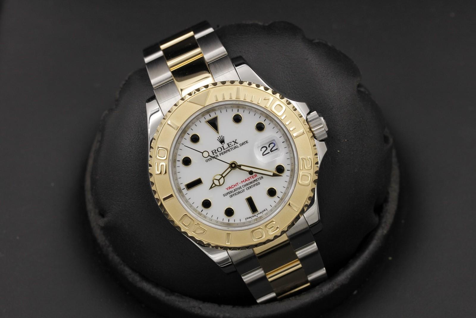 Watch Image 9