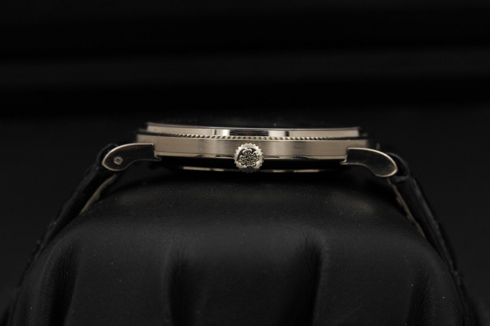Watch Image 3