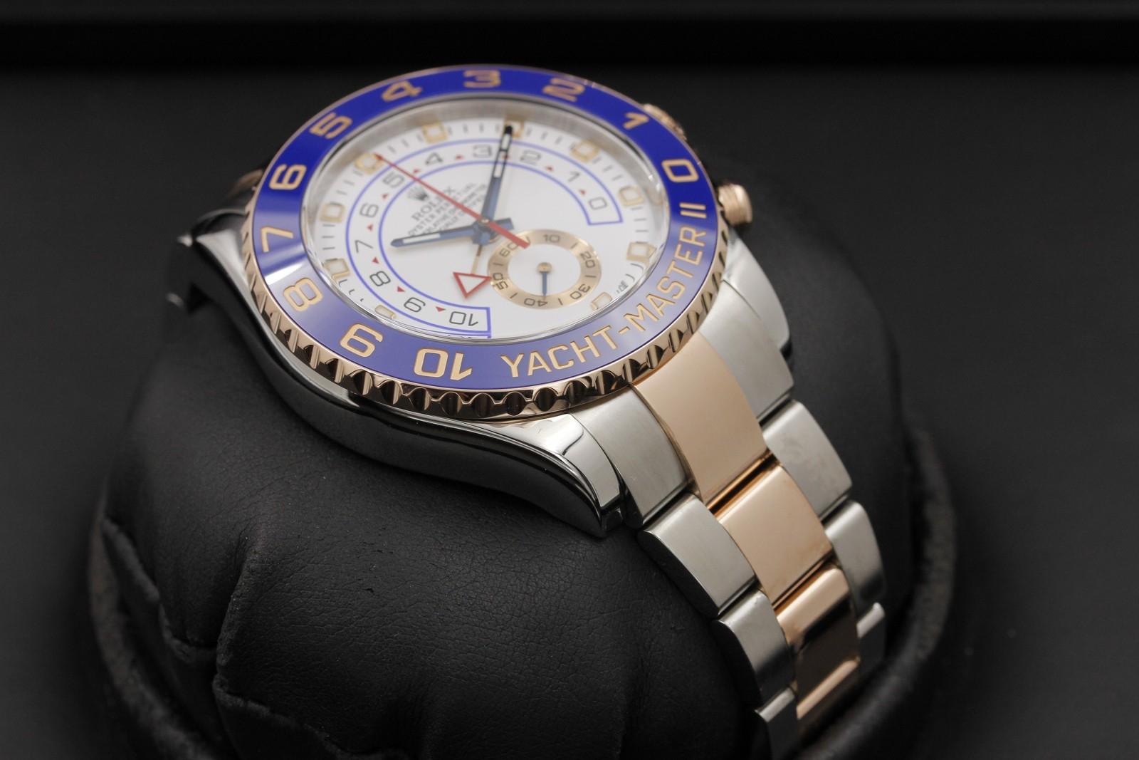 Watch Image 6