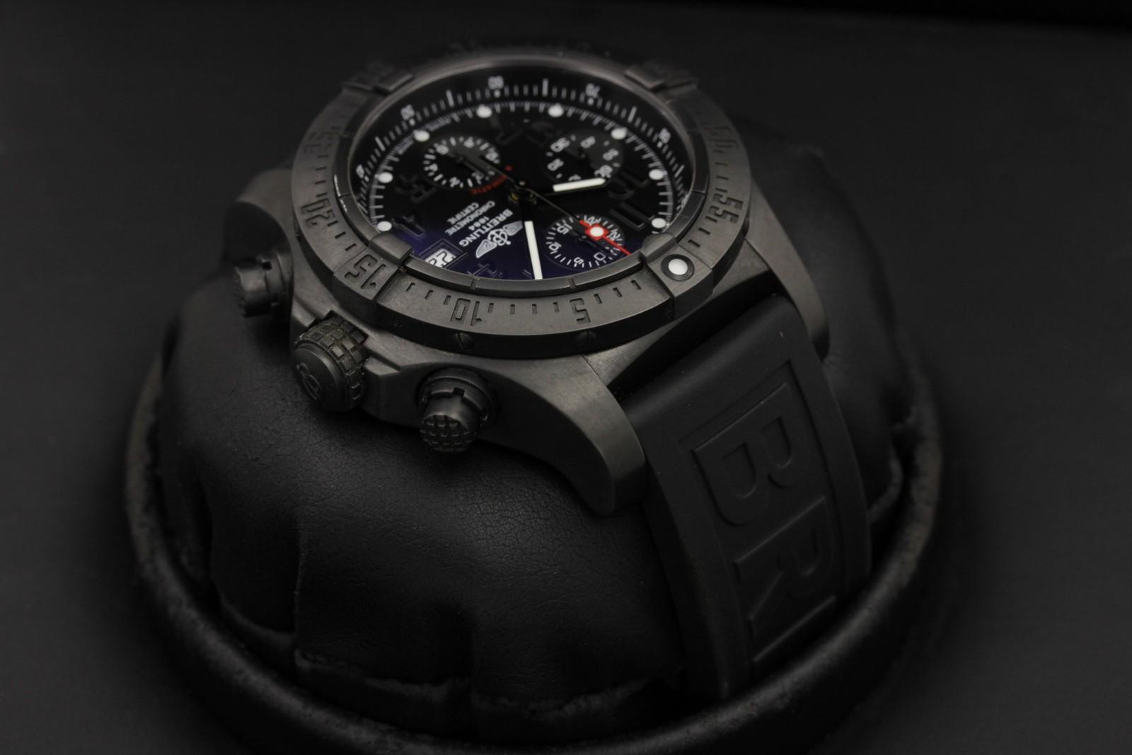 Watch Image 4