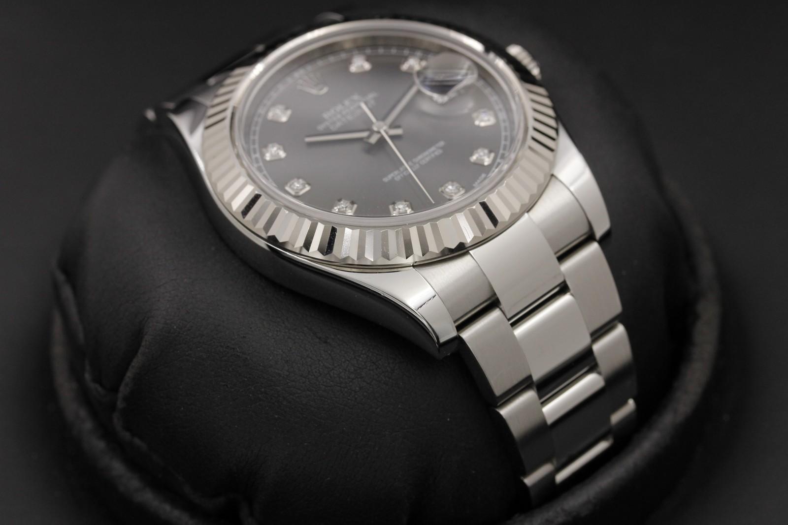 Watch Image 6
