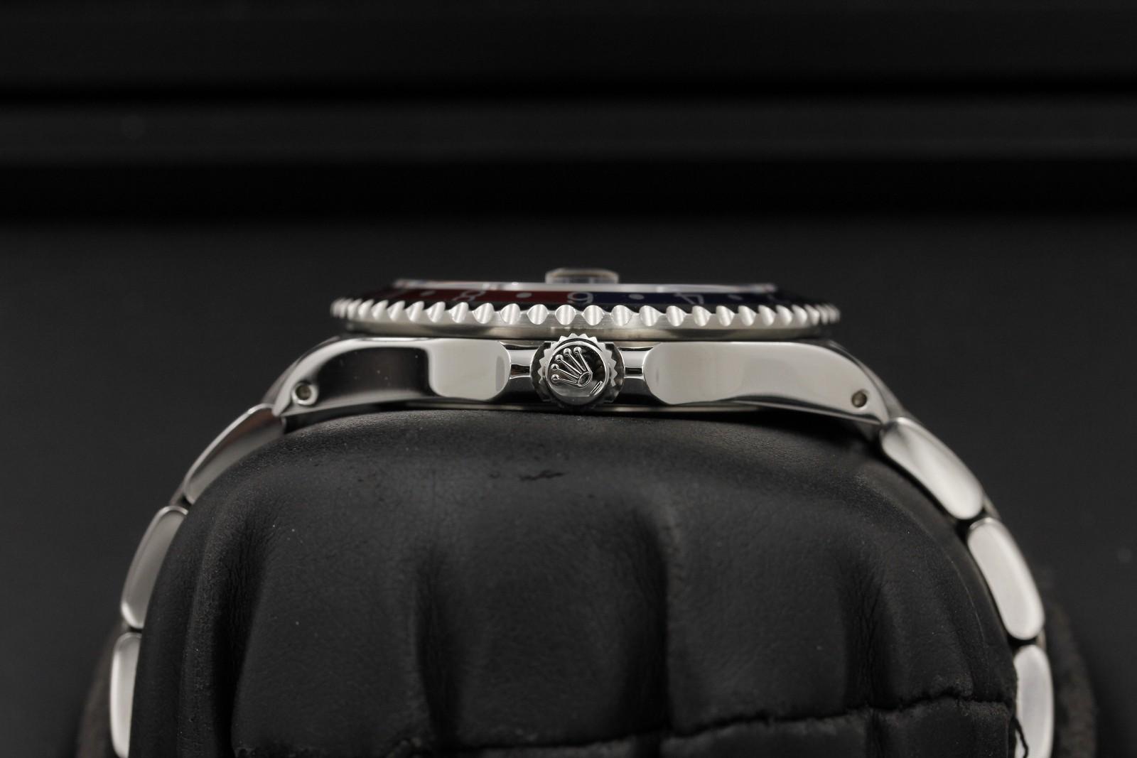 Watch Image 3