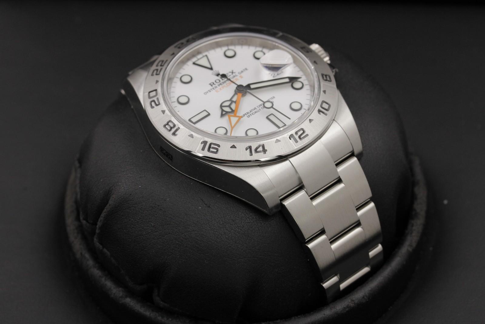 Watch Image 6