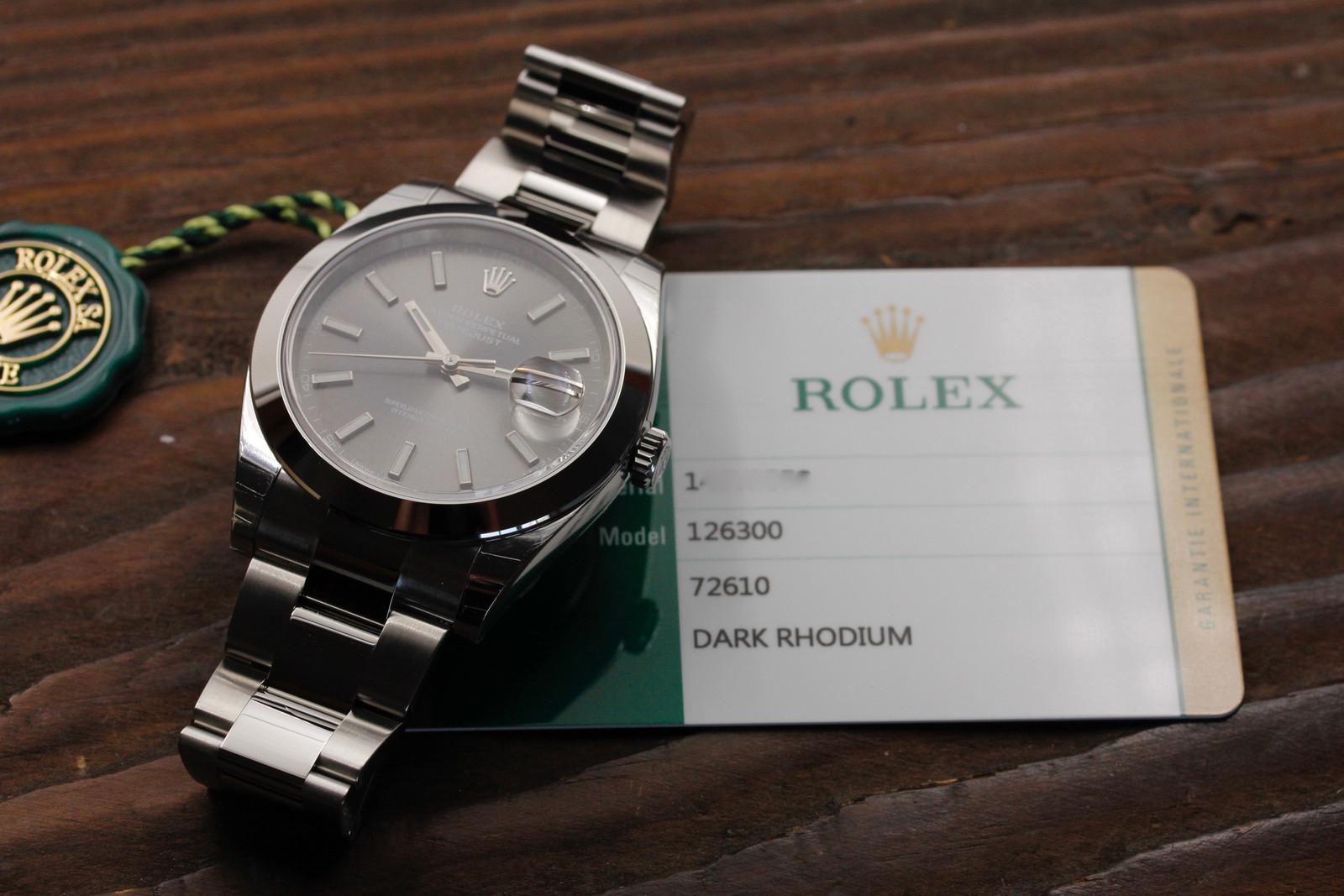 Watch Image 10