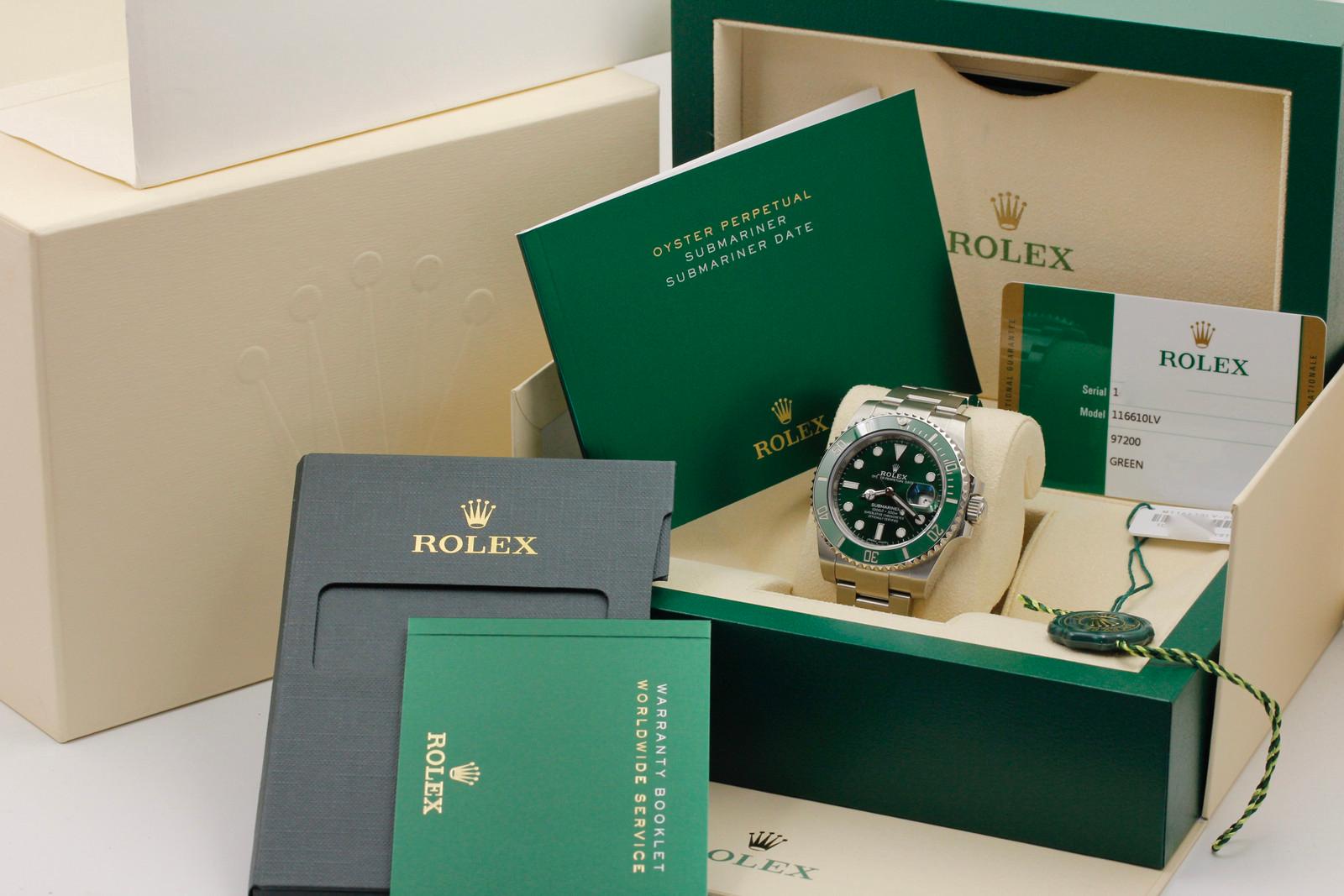 Watch Image 12