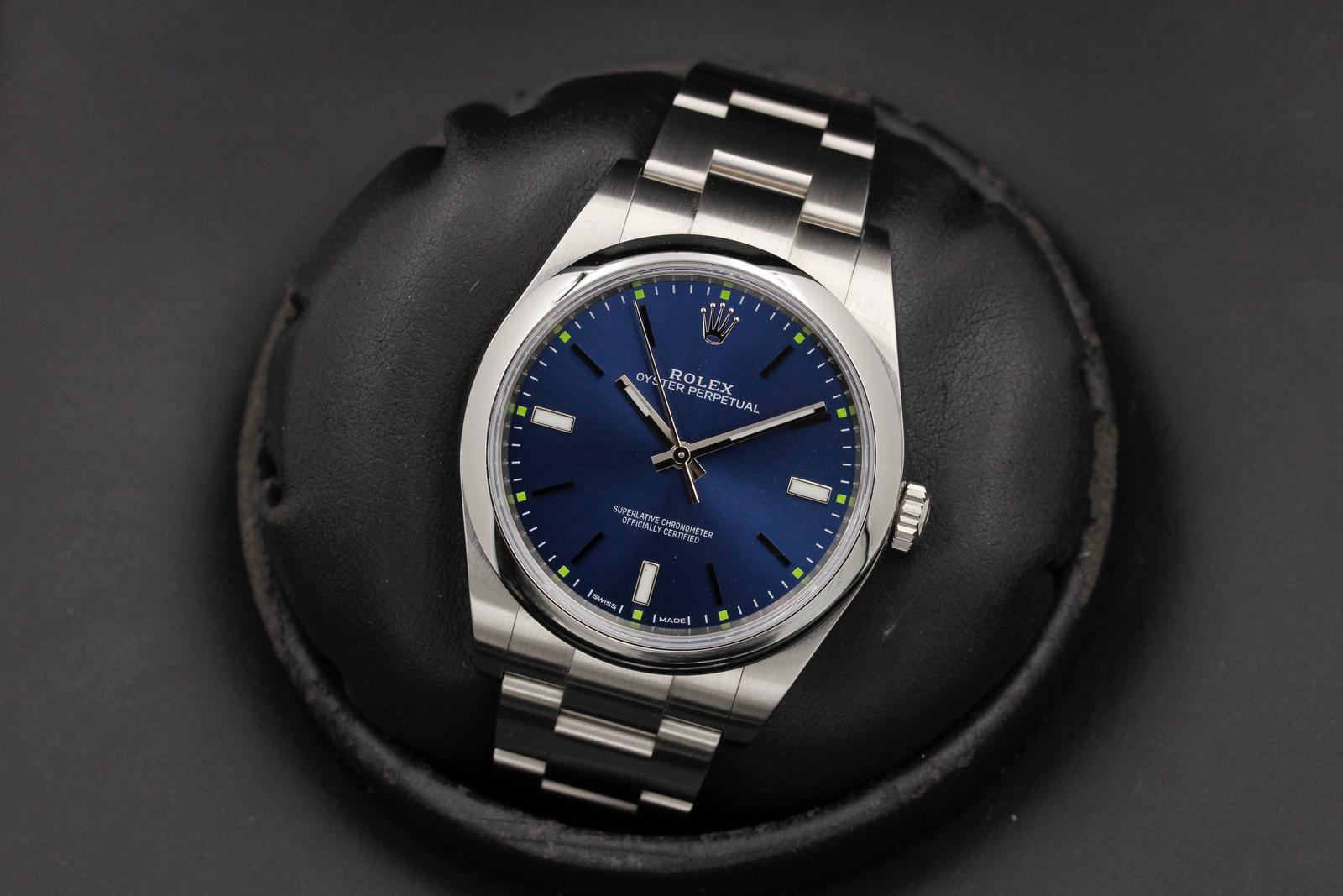 Watch Image 8