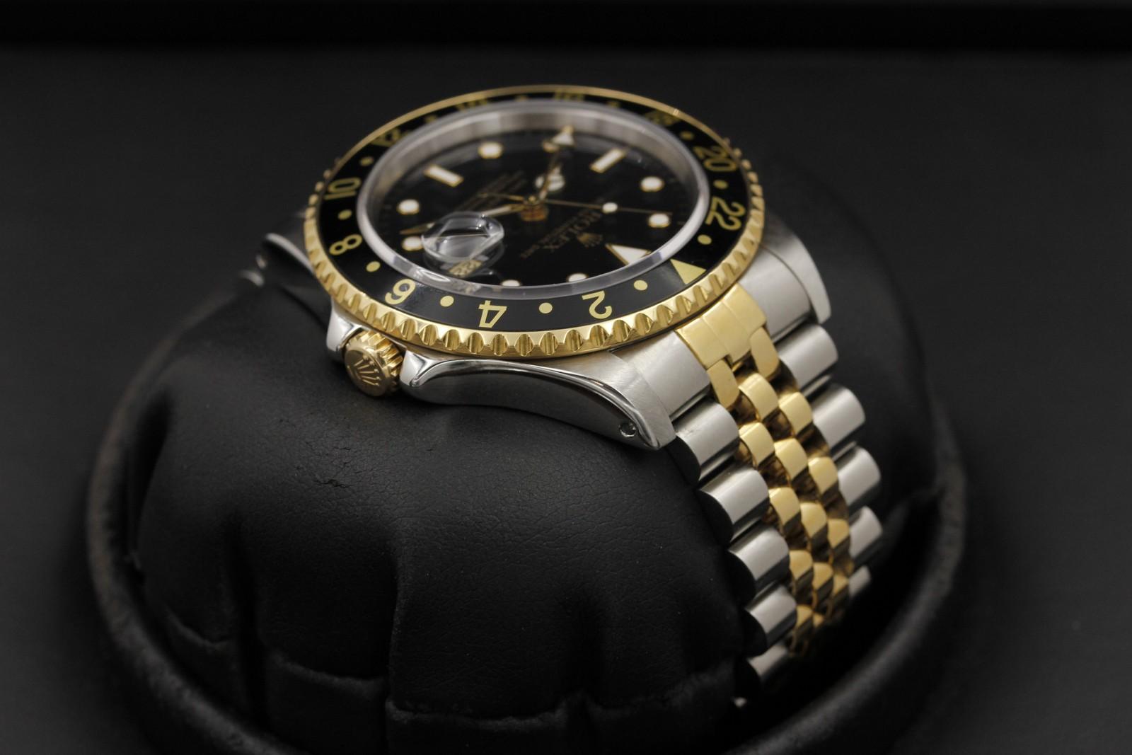Watch Image 4