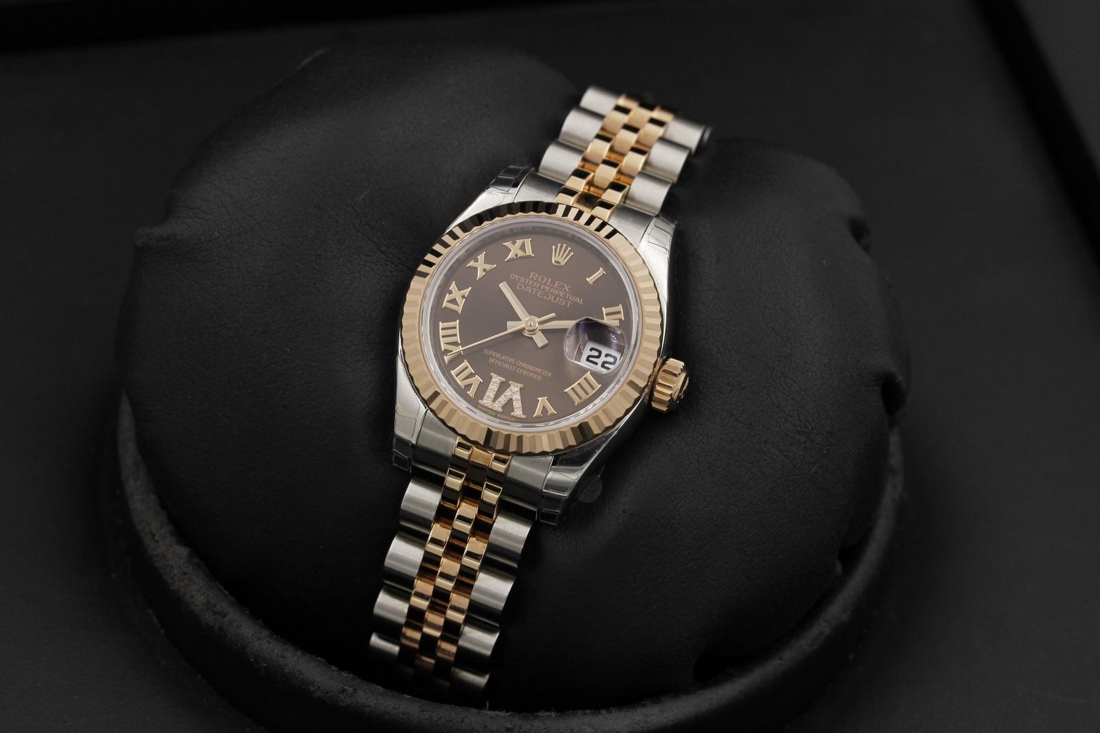Watch Image 8