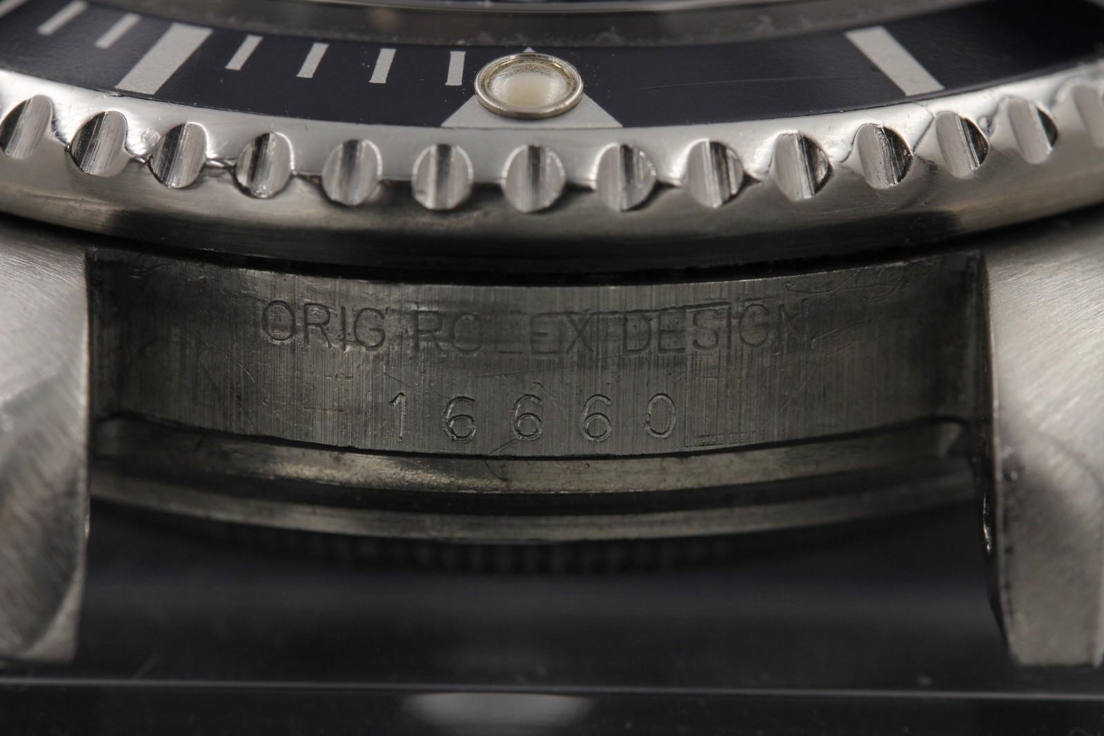 Watch Image 12