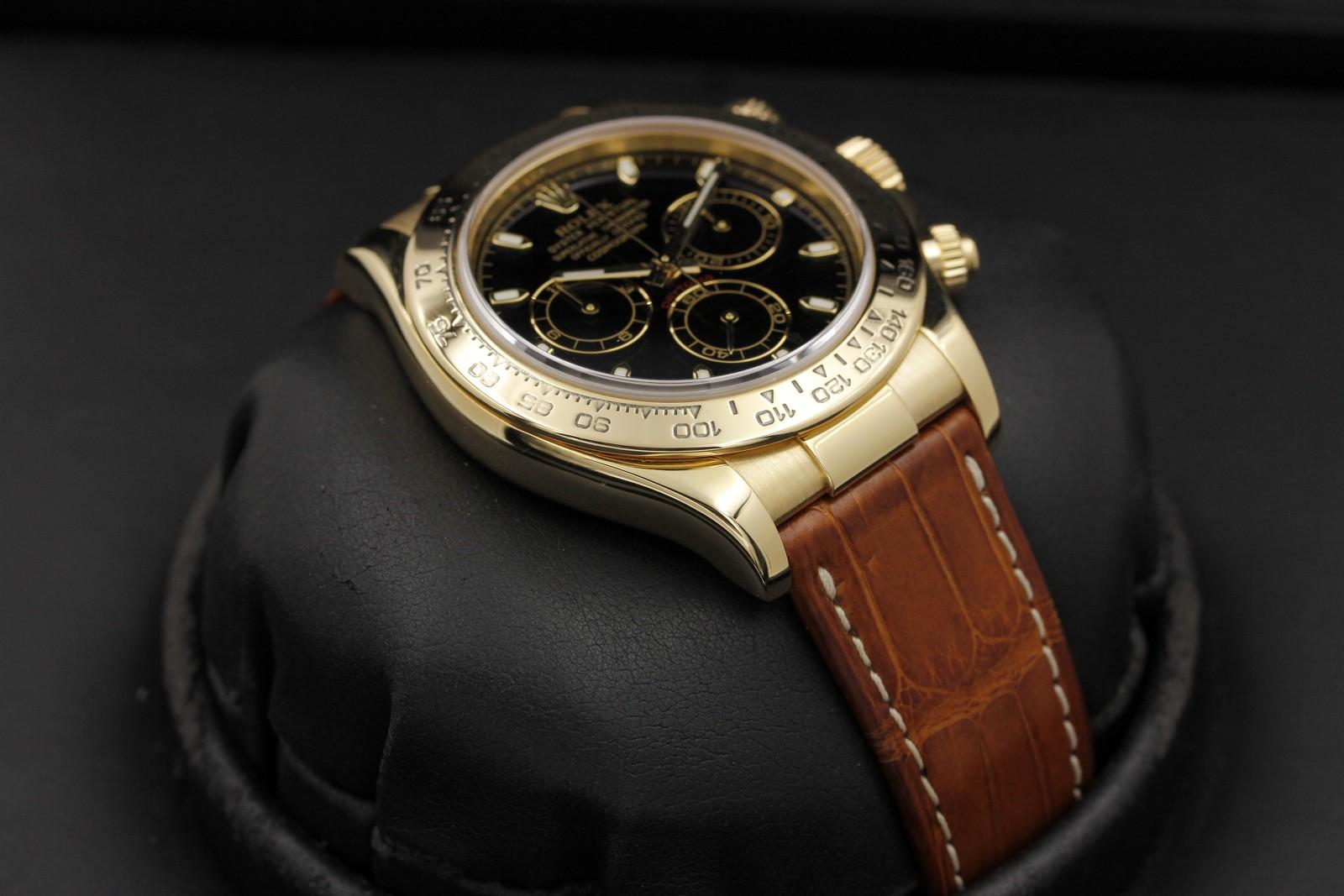 Watch Image 6