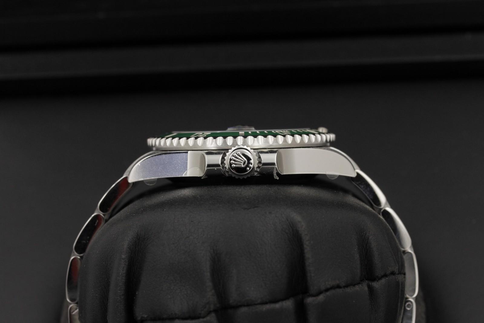 Watch Image 3