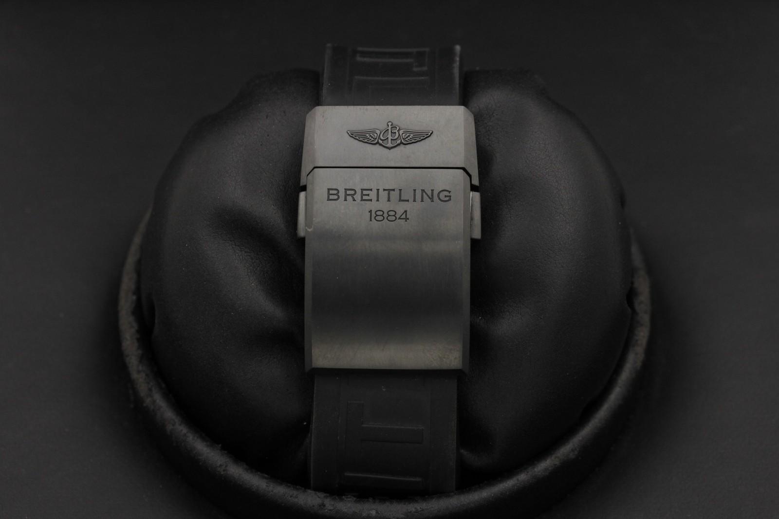 Watch Image 7