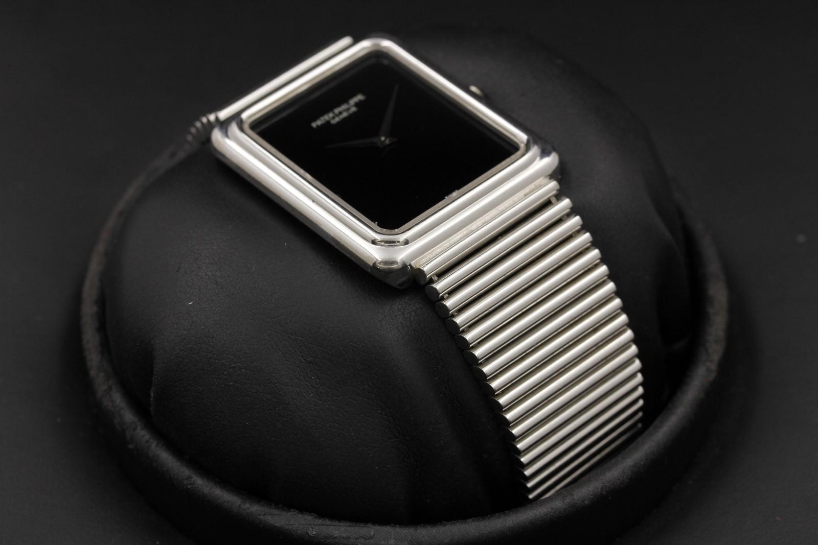 Watch Image 6