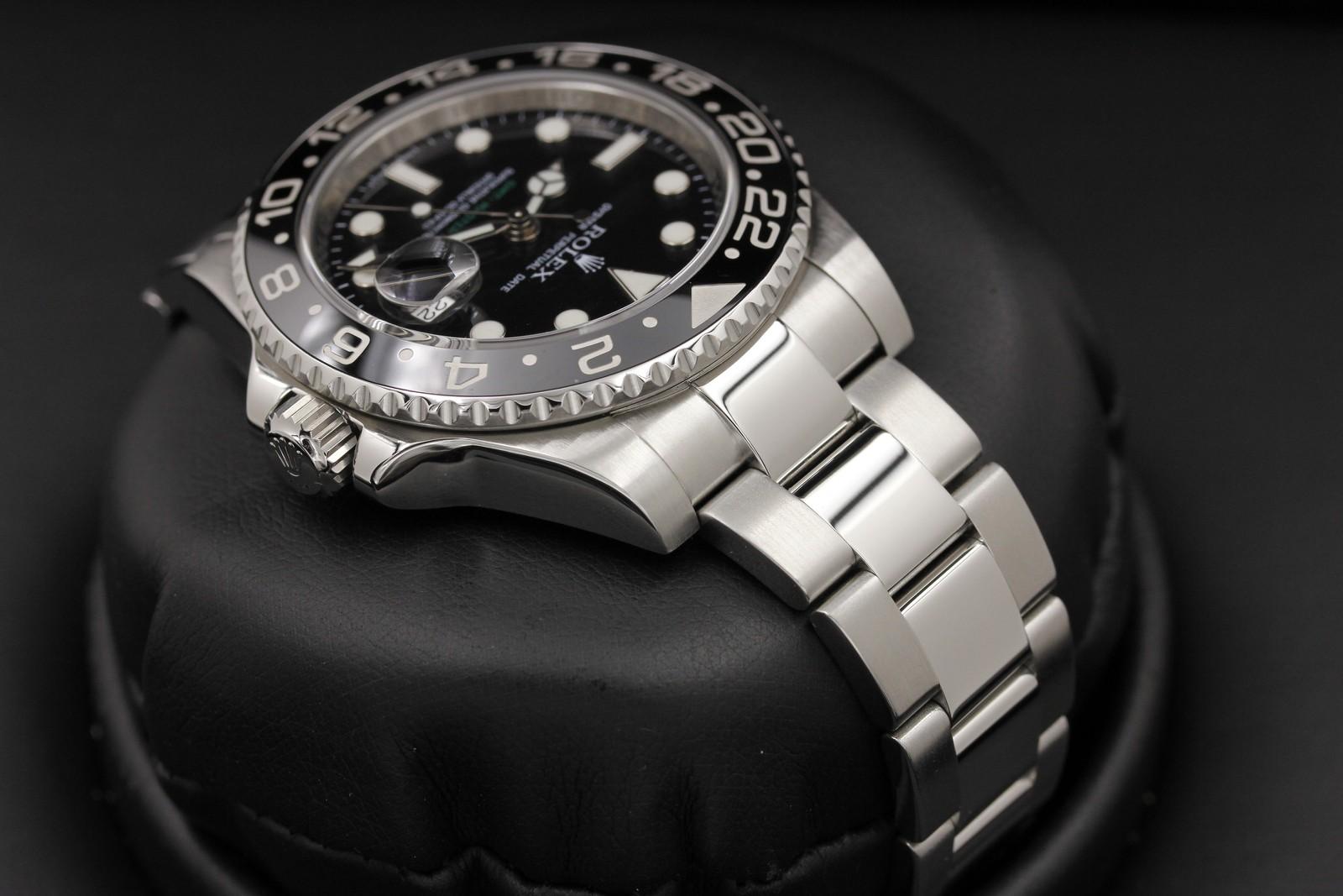 Watch Image 4