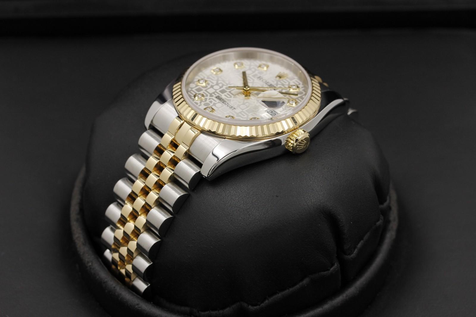 Watch Image 2