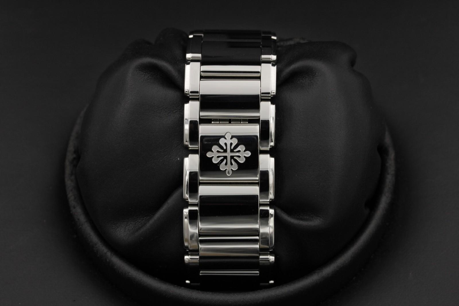 Watch Image 7