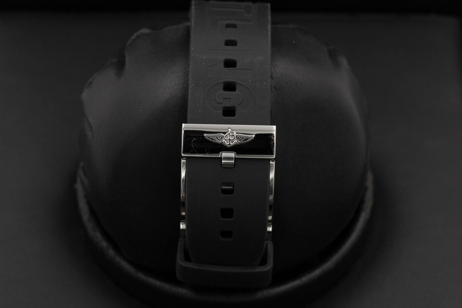 Watch Image 7