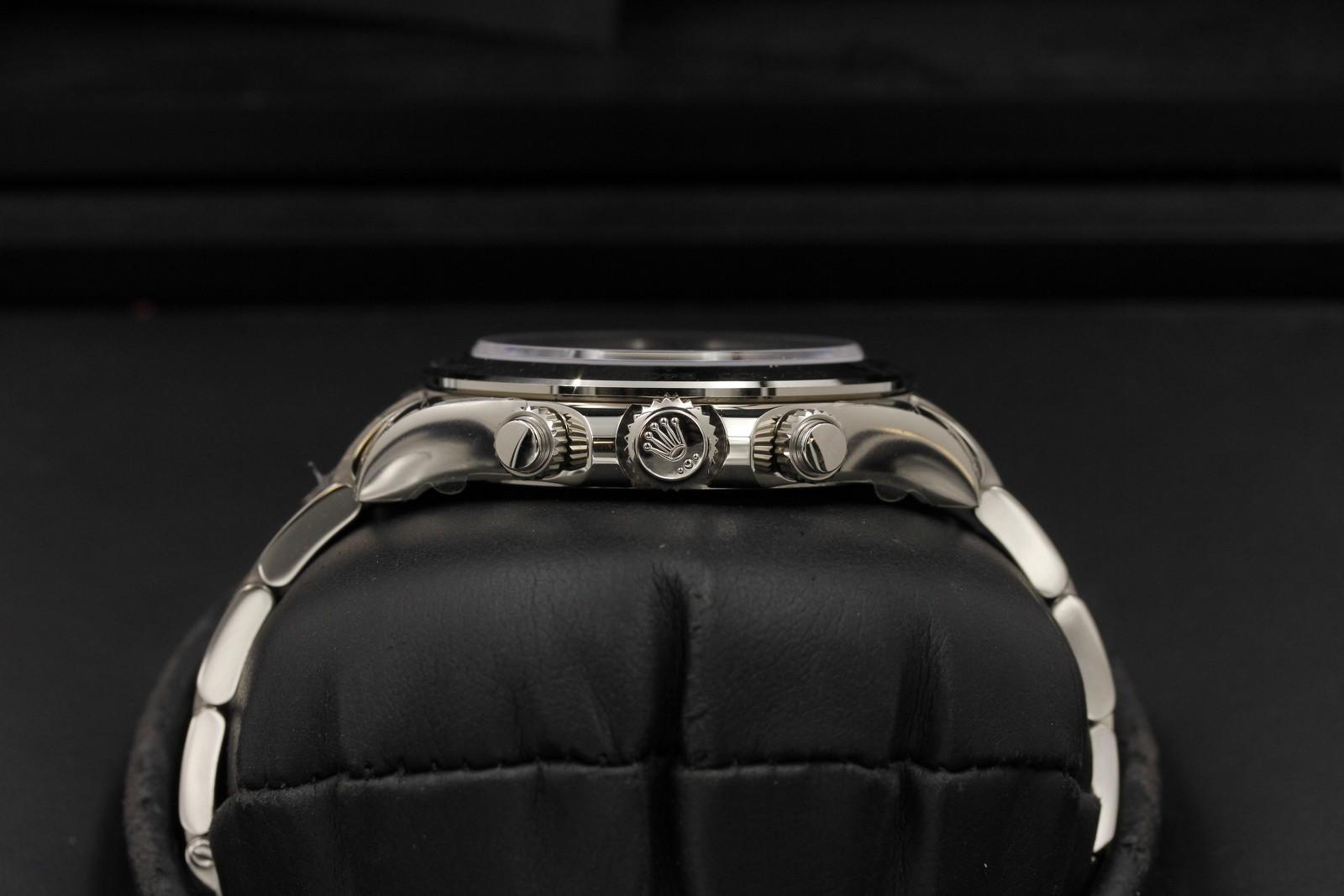 Watch Image 3