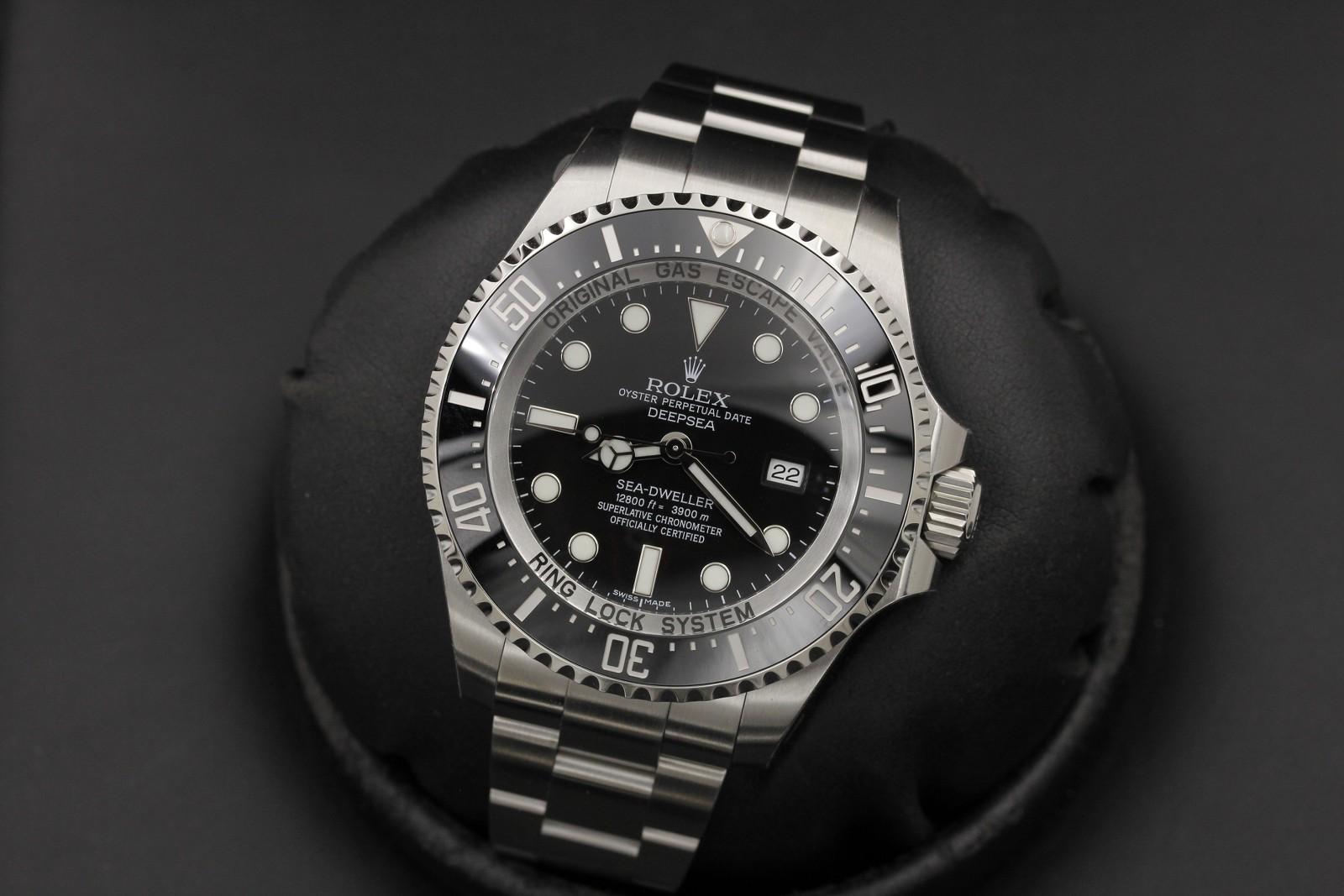 Watch Image 8