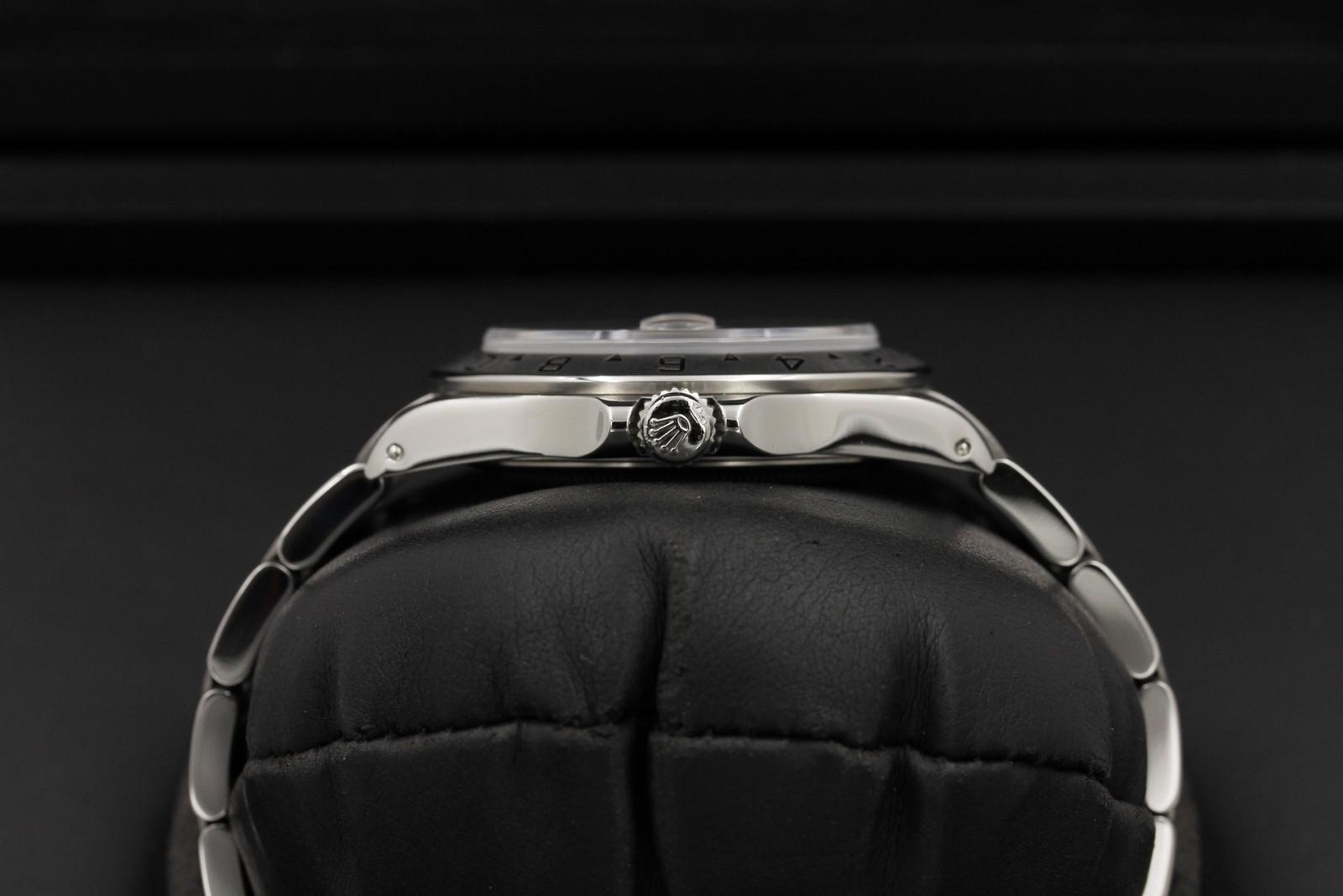 Watch Image 3