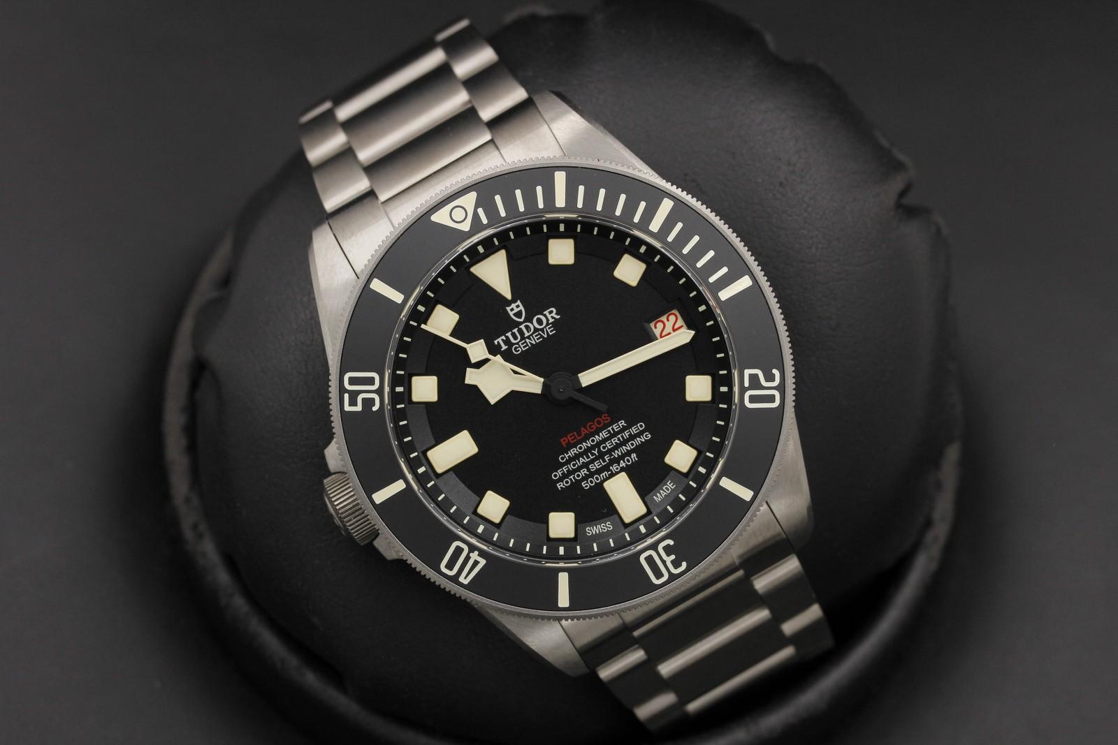 Watch Image 10