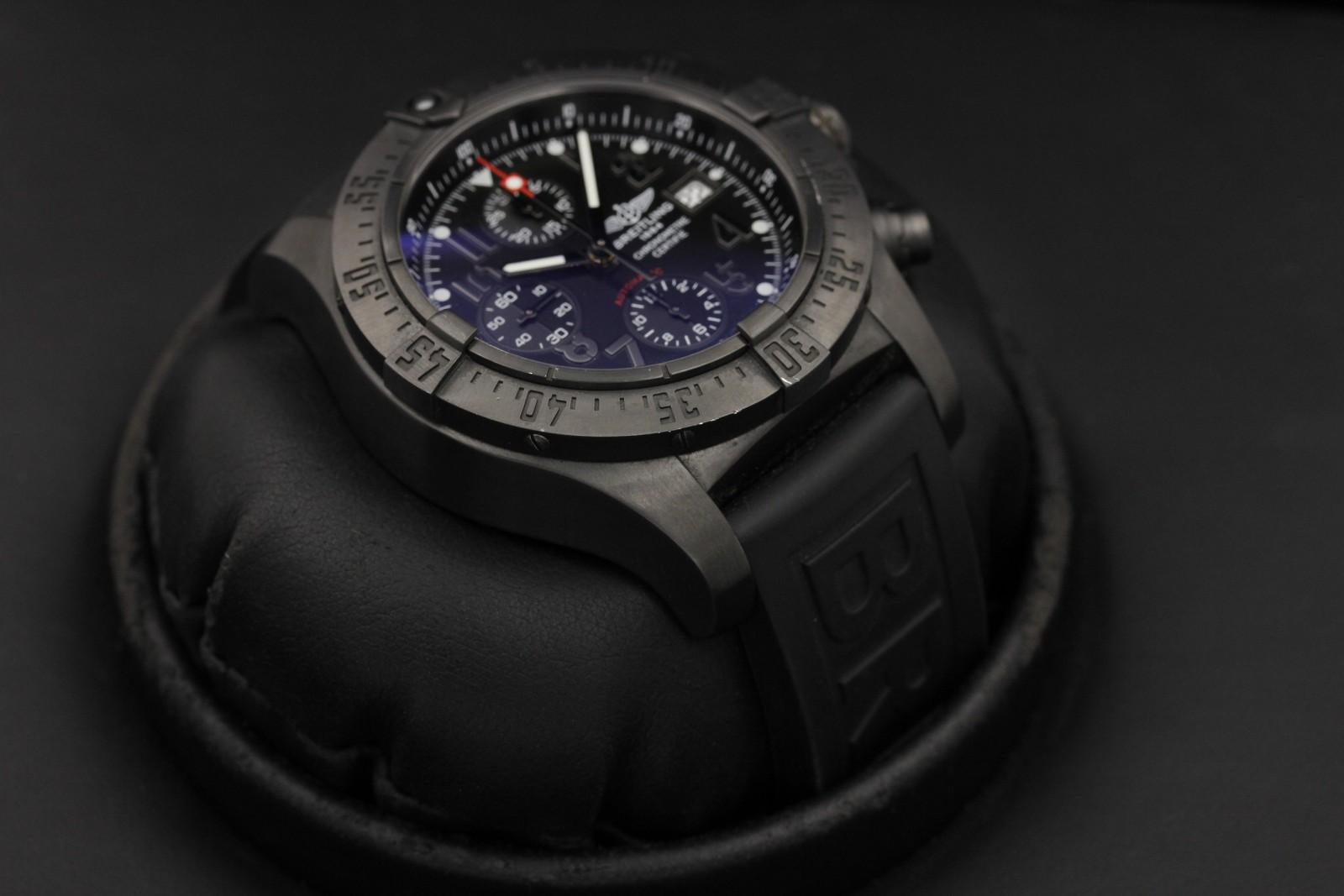 Watch Image 6